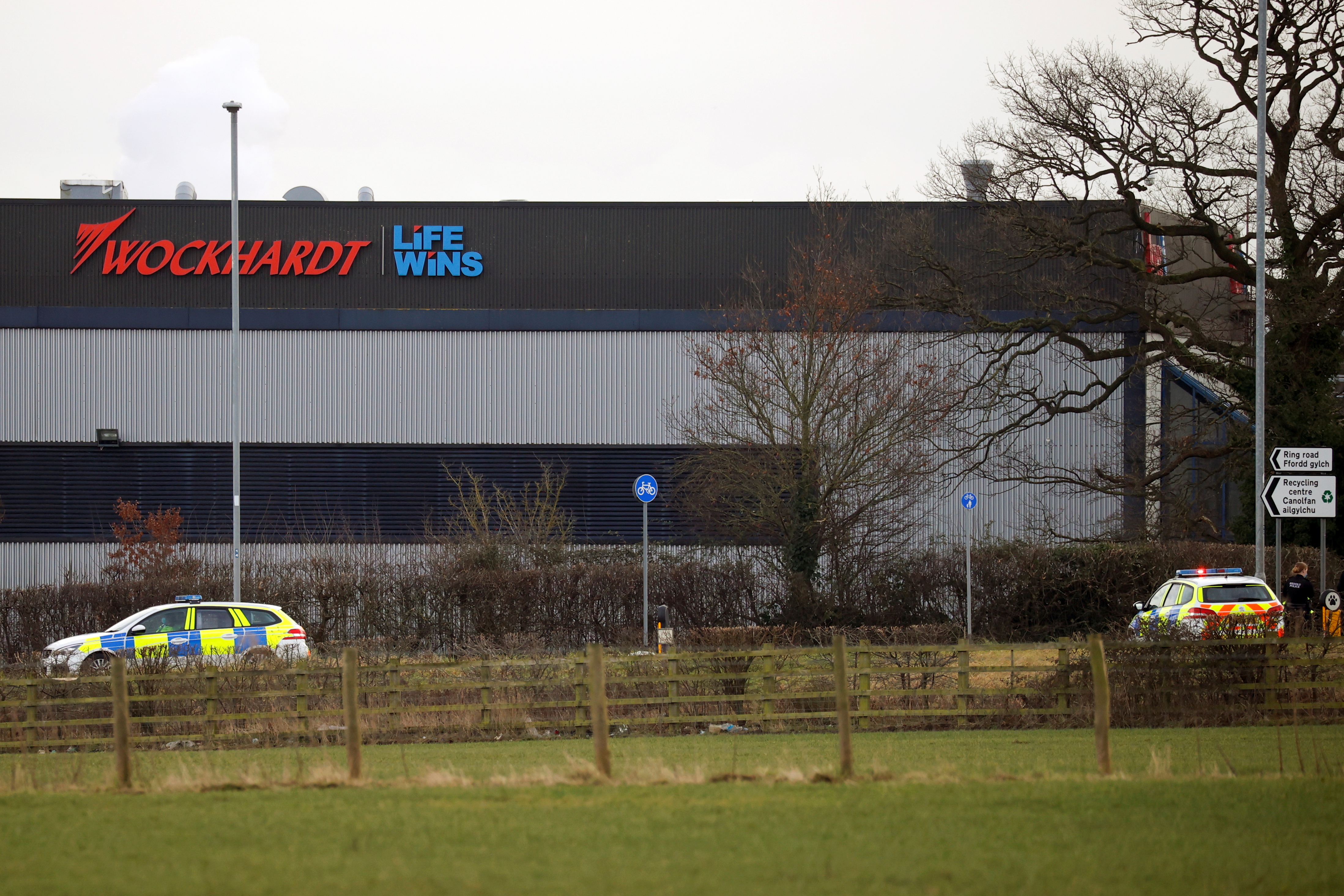 Alerta de bomba en una fábrica de vacunas contra el COVID-19 en el Reino Unido