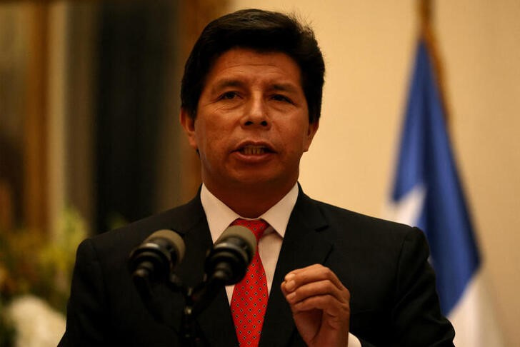 Foto del martes del Presidente de Perú Pedro Castillo en un acto en La Moneda junto a su par chileno Gabriel Boric
Nov 29, 2022
REUTERS/Ivan Alvarado