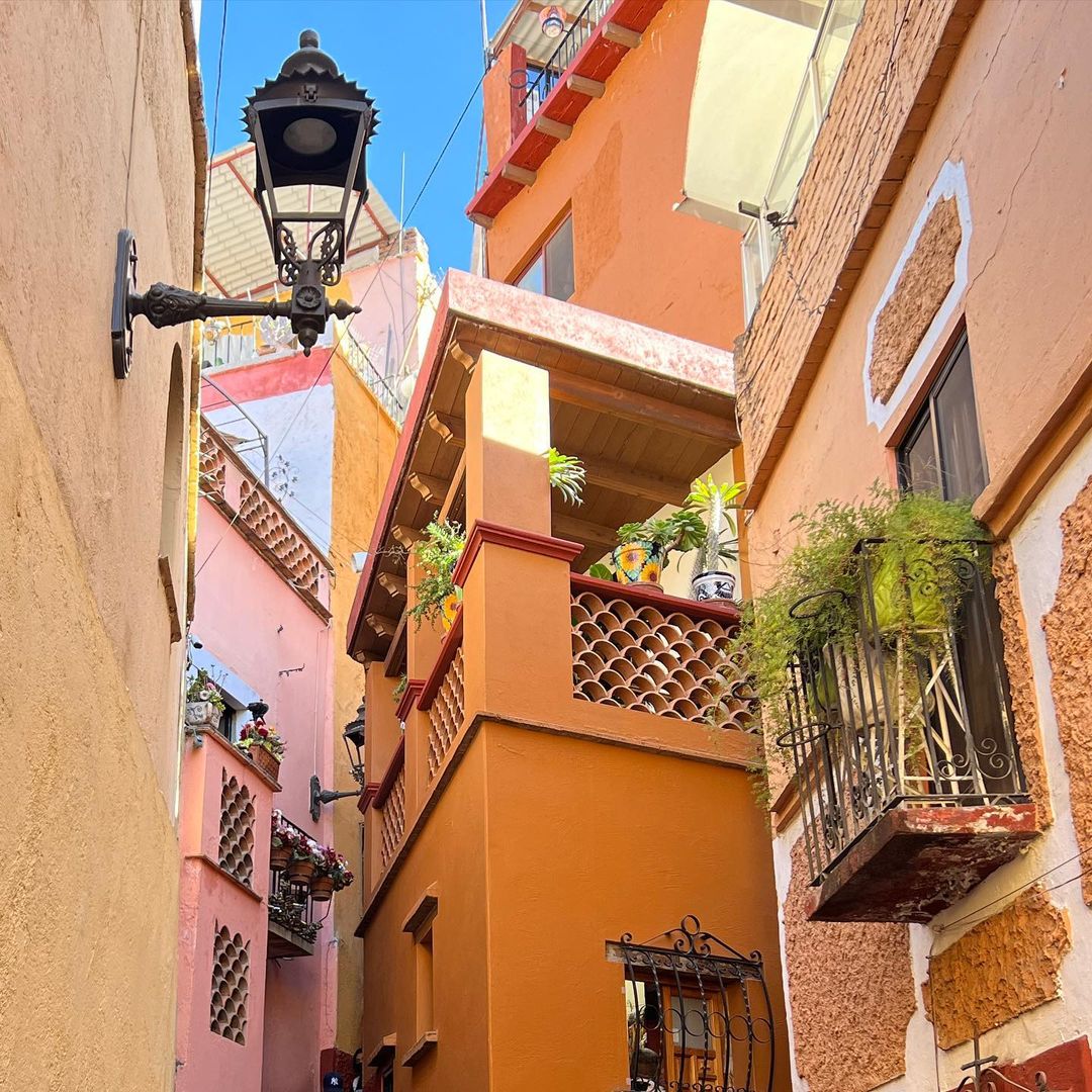 El famoso callejón del beso en Guanajuato Foto: Instagram/@bree_maciass