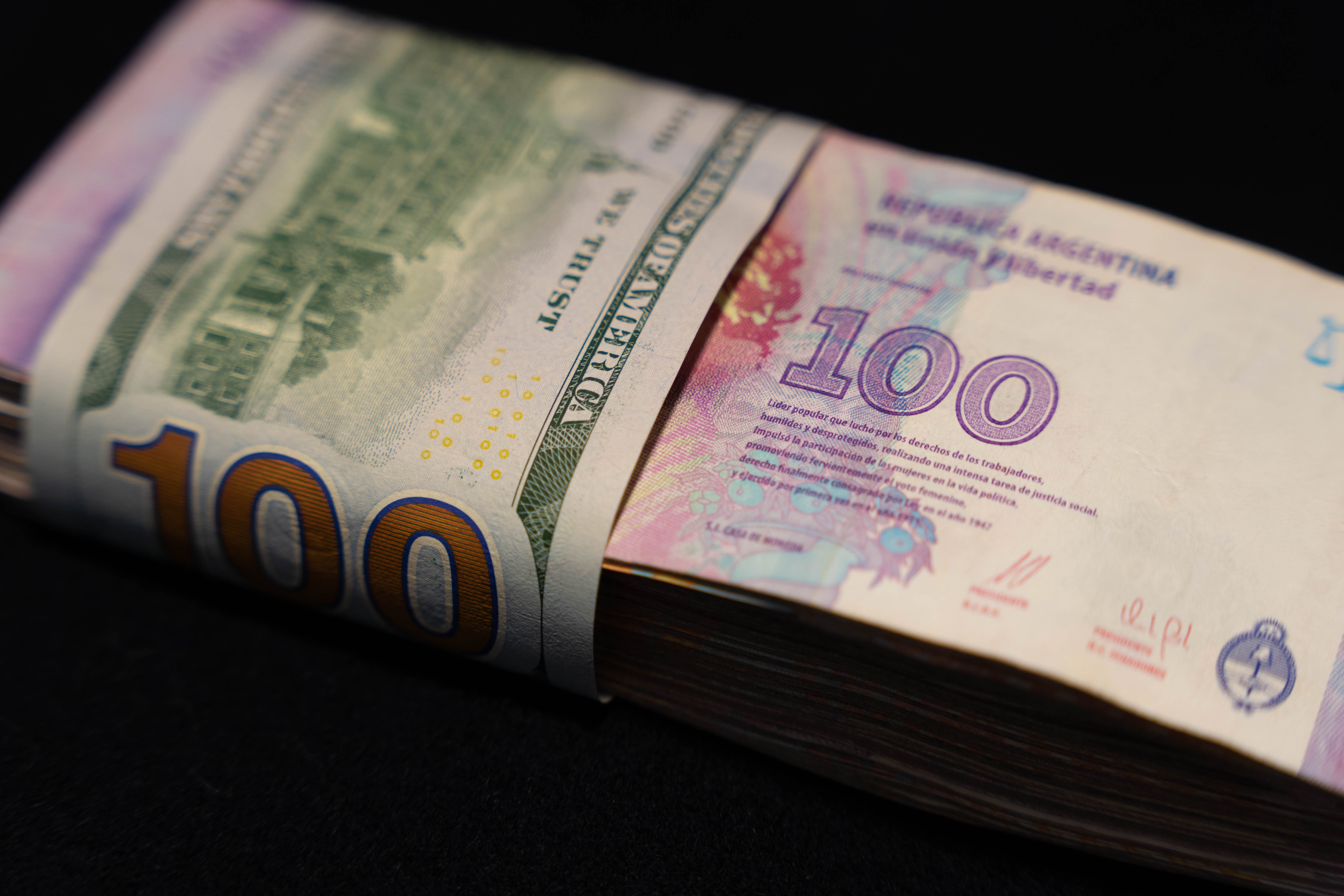 El rechazo a los nuevos pesos emitidos por el BCRA se produce ni bien entran en circulación (Franco Fafasuli)