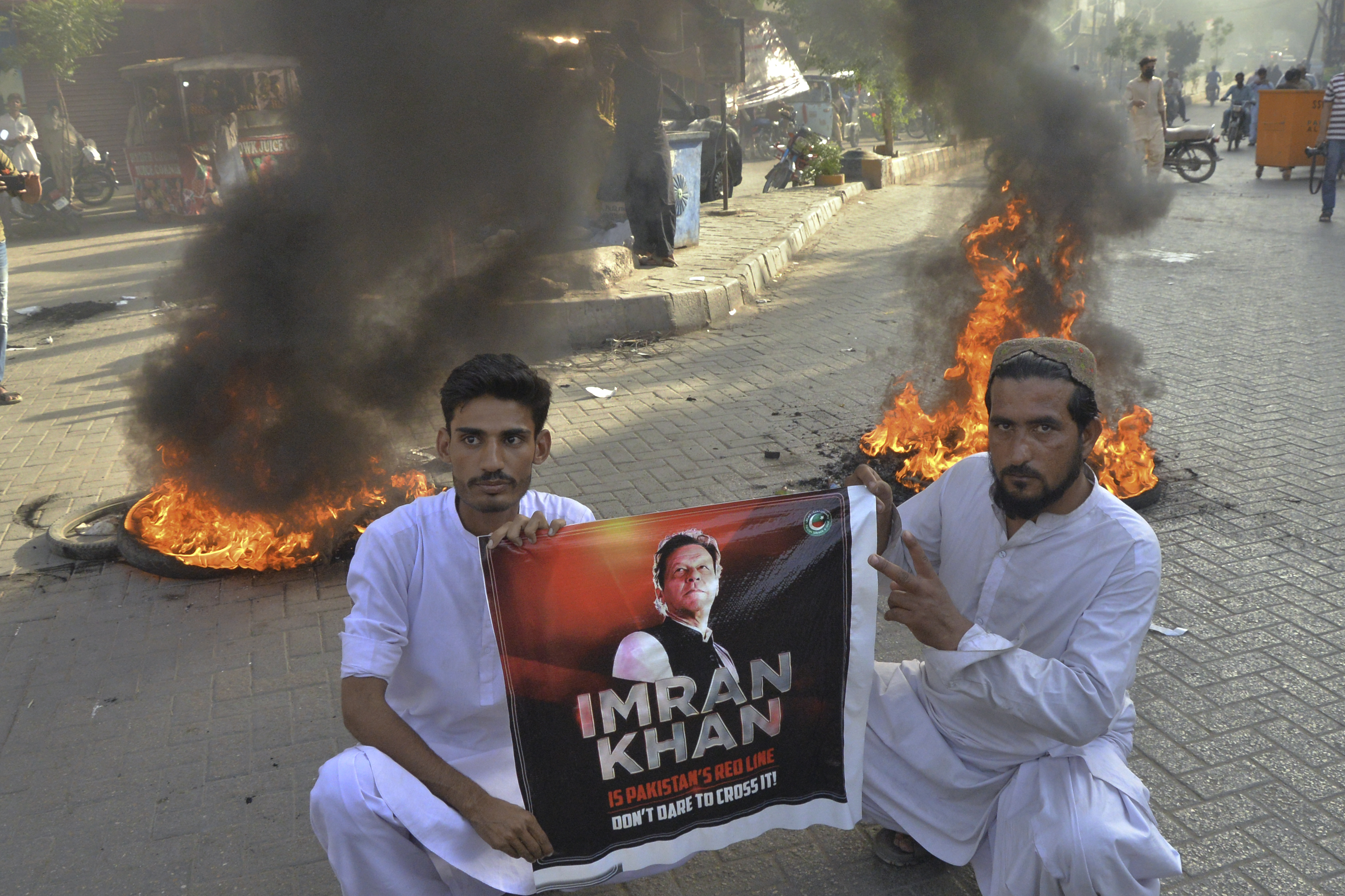 Una sentada a favor de Khan en Hyderabad (AP/Pervez Masih)