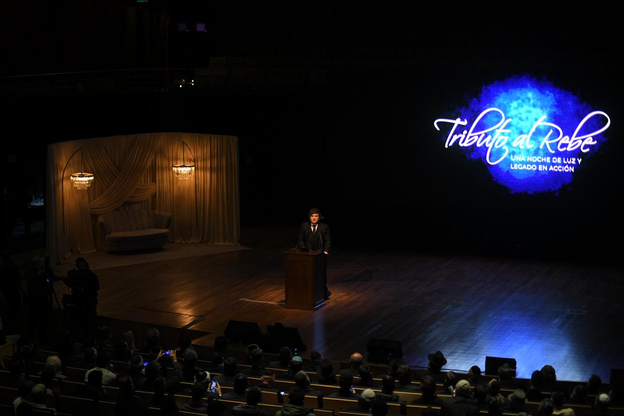Milei particip&oacute; de un homenaje al Rebe de Lubavitch y defendi&oacute; el capitalismo: 