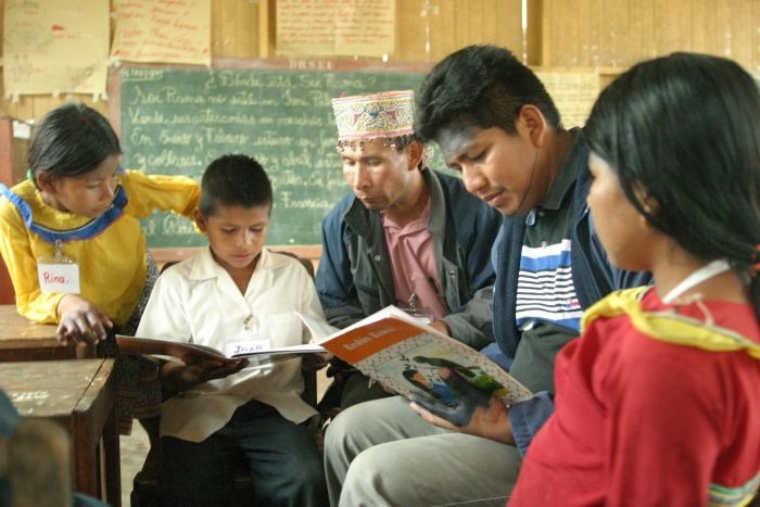 Pueblos indígenas en alerta por normas que vulneran el acceso a Educación Intercultural Bilingüe 