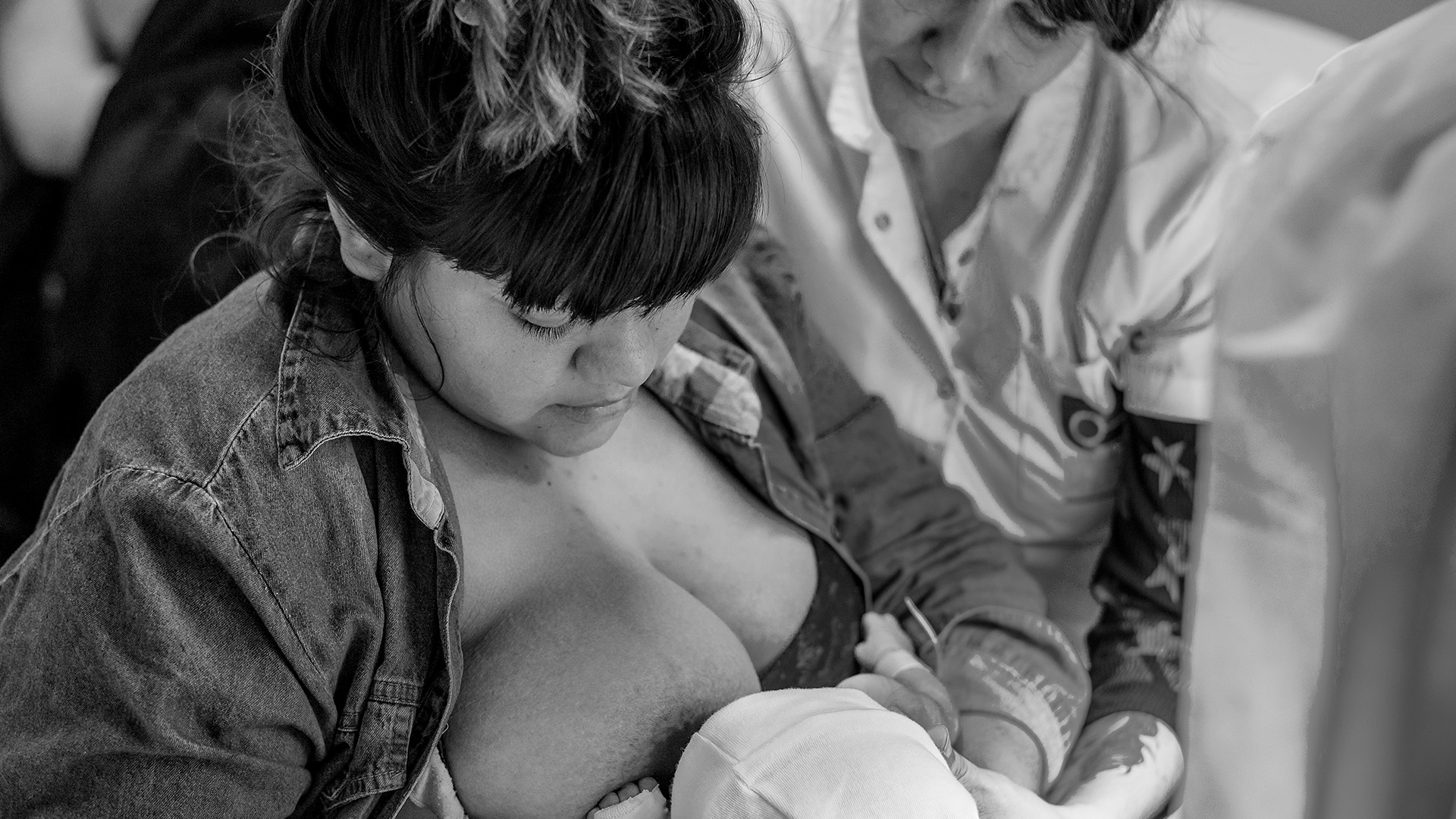 Una ley modelo, un sistema que la desconoce y un d&iacute;a que recuerda que las mujeres tambi&eacute;n tienen derechos a la hora de parir