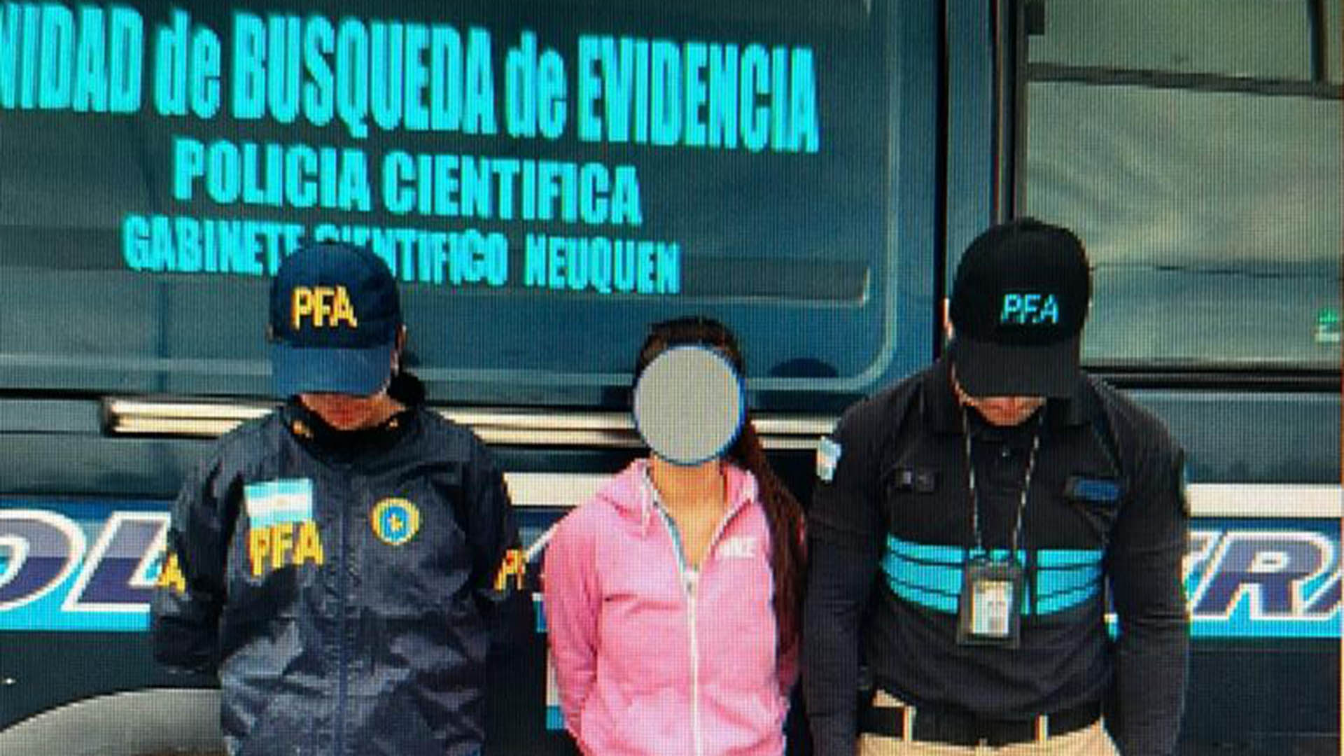 Detuvieron a una falsa médica en Neuquén: había robado el título y atendía pacientes a domicilio