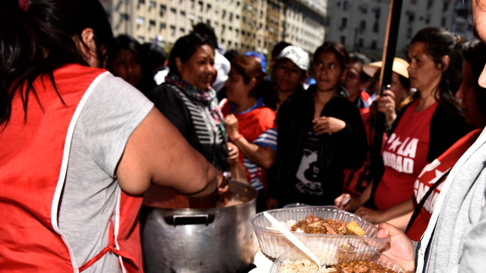 Organizaciones piden a Larreta asistencia alimentaria para los comedores populares (Adrián Escandar)