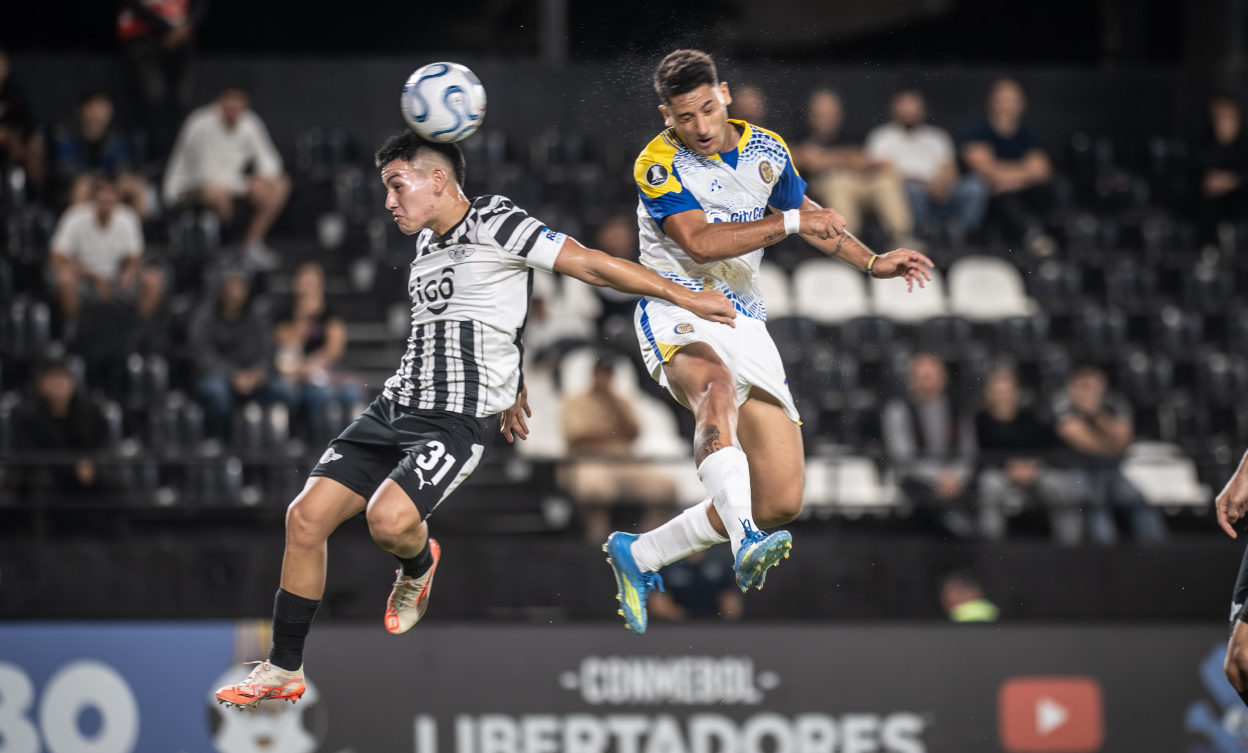 Sin Di Mar&iacute;a, Rosario Central venci&oacute; 1-0 a Libertad en Paraguay y logr&oacute; su primera victoria en la Copa Libertadores