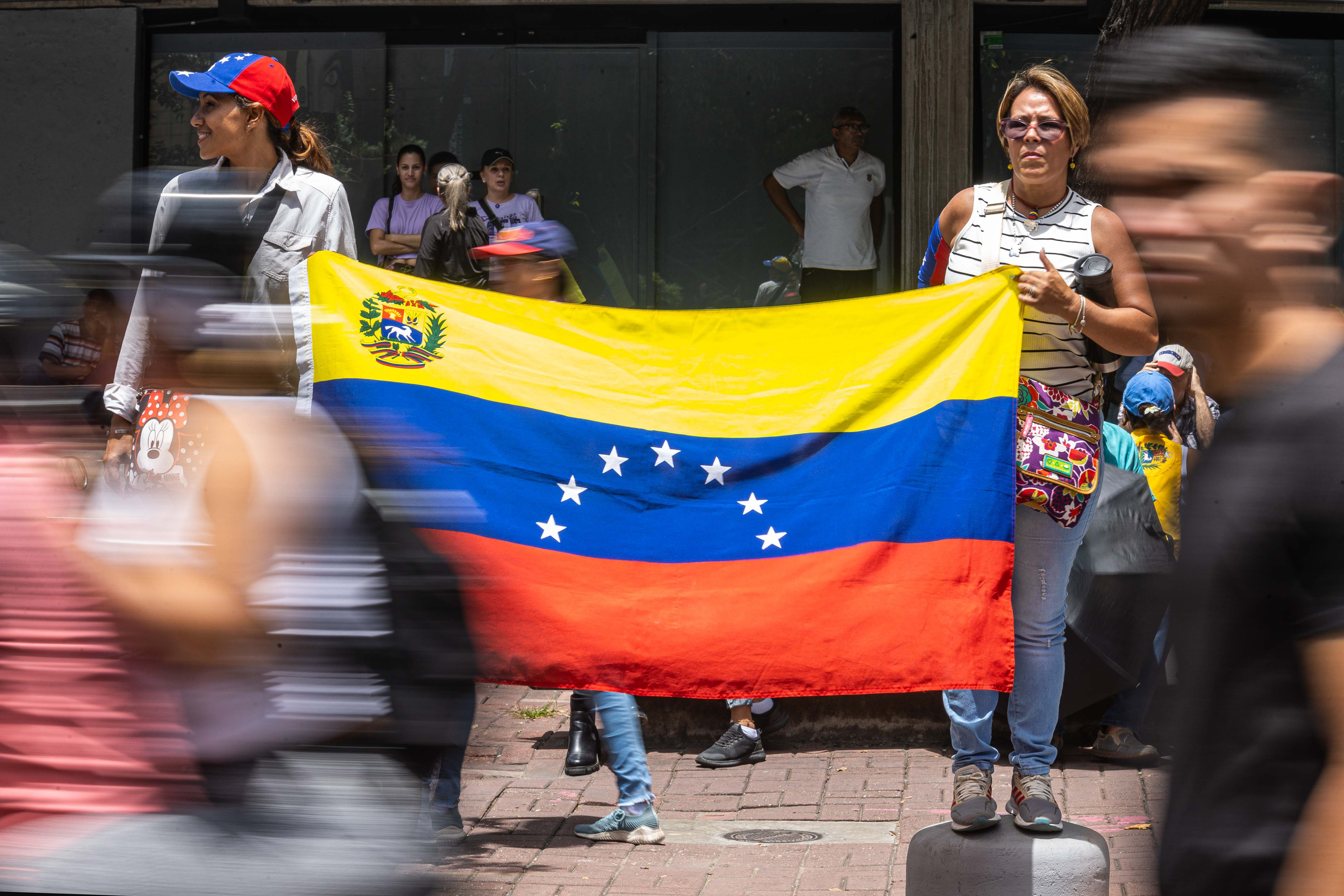 Más de 25 ONG denunciaron que el chavismo “sigue violando libertades en Venezuela”