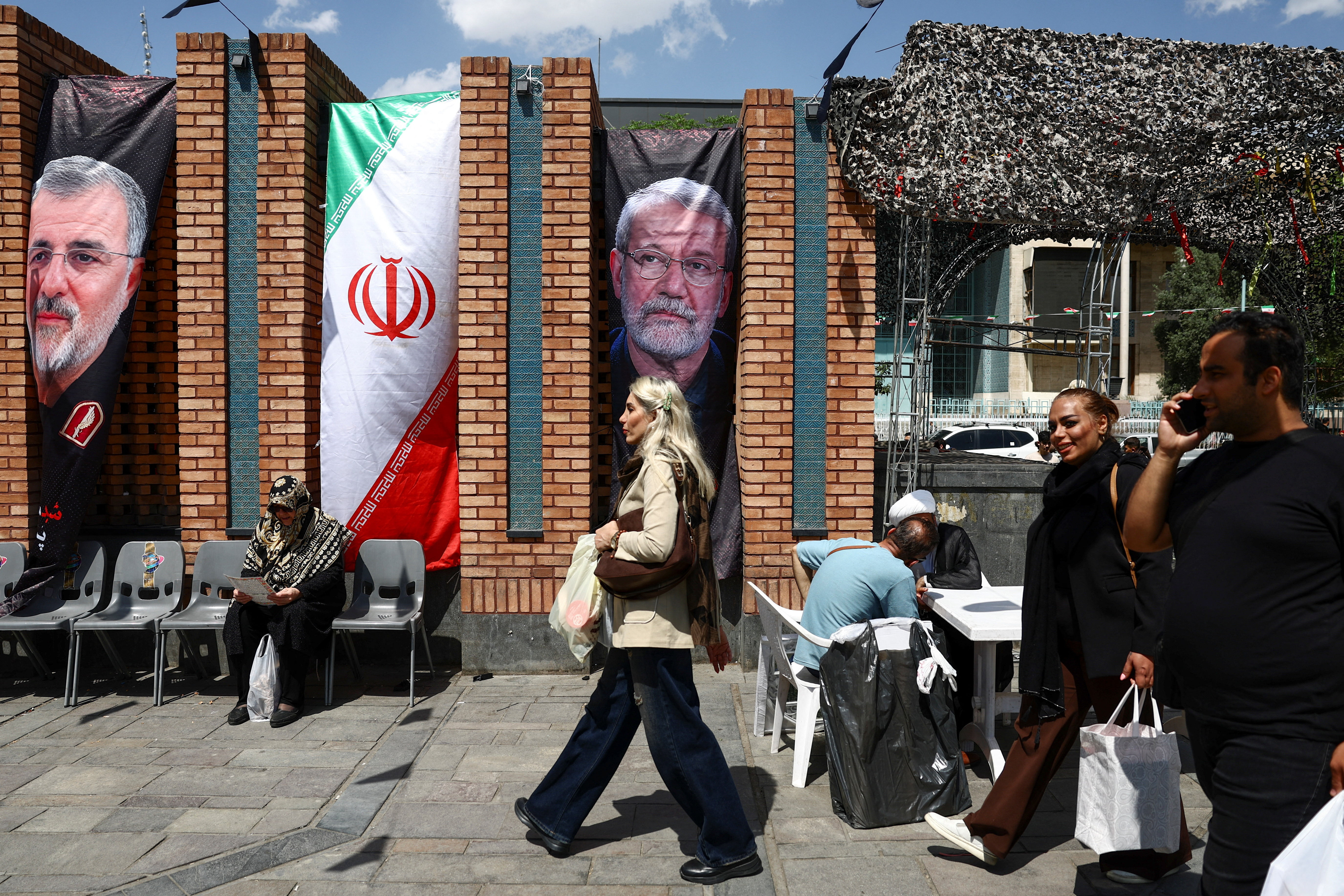 En ca&iacute;da libre: la econom&iacute;a de Ir&aacute;n profundiza su crisis por la guerra y el bloqueo del Estrecho de Ormuz