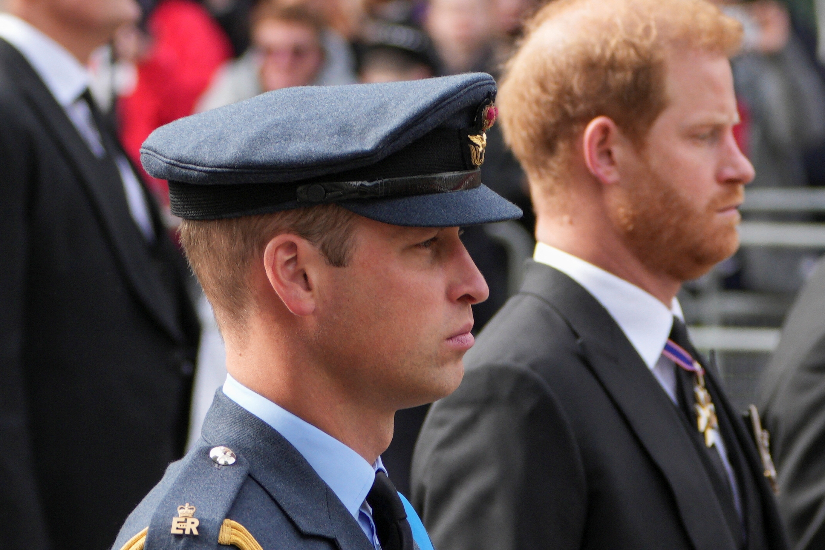 “Es maleducada, brusca y se ha enemistado con la mitad del personal”, cuenta Harry que William le dijo en una fuerte discusión que mantuvieron (REUTERS)