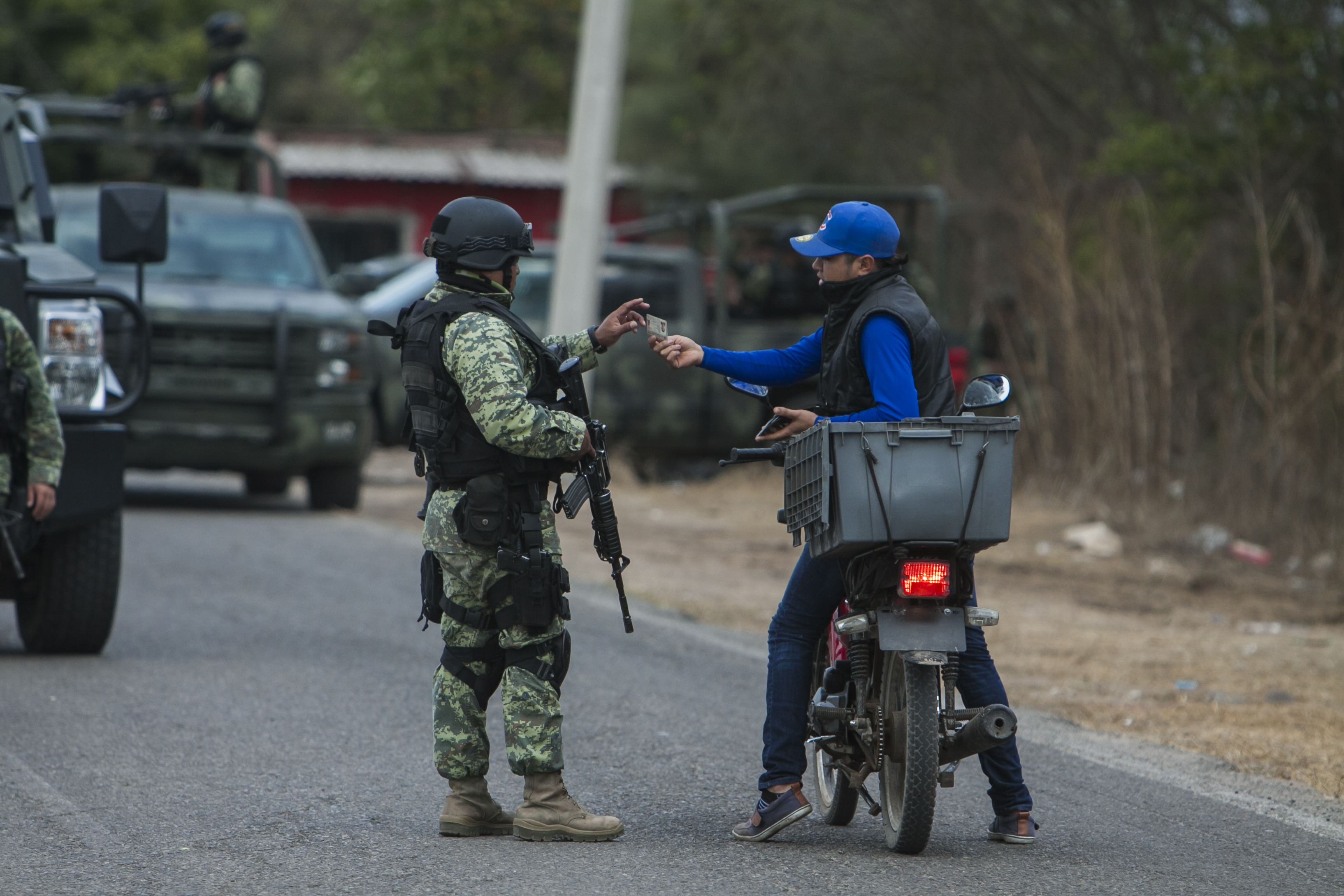 La CNDH indicó que la actuación de las Fuerzas Armadas deben estar subordinadas y ser complementarias a las labores civiles de seguridad (Foto: Cuartoscuro)