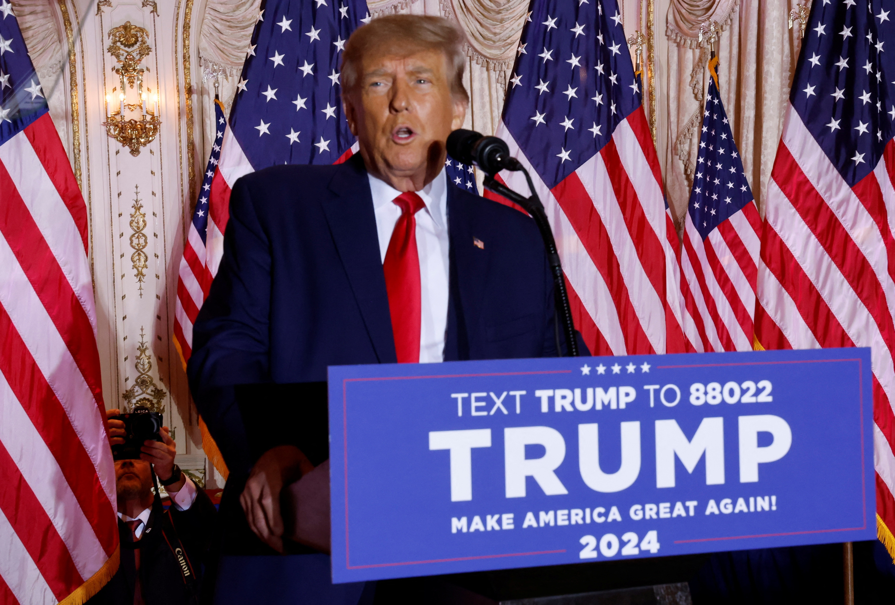 Donald Trump oficializó su candidatura a la presidencia de EEUU para las elecciones de 2024. (REUTERS)
