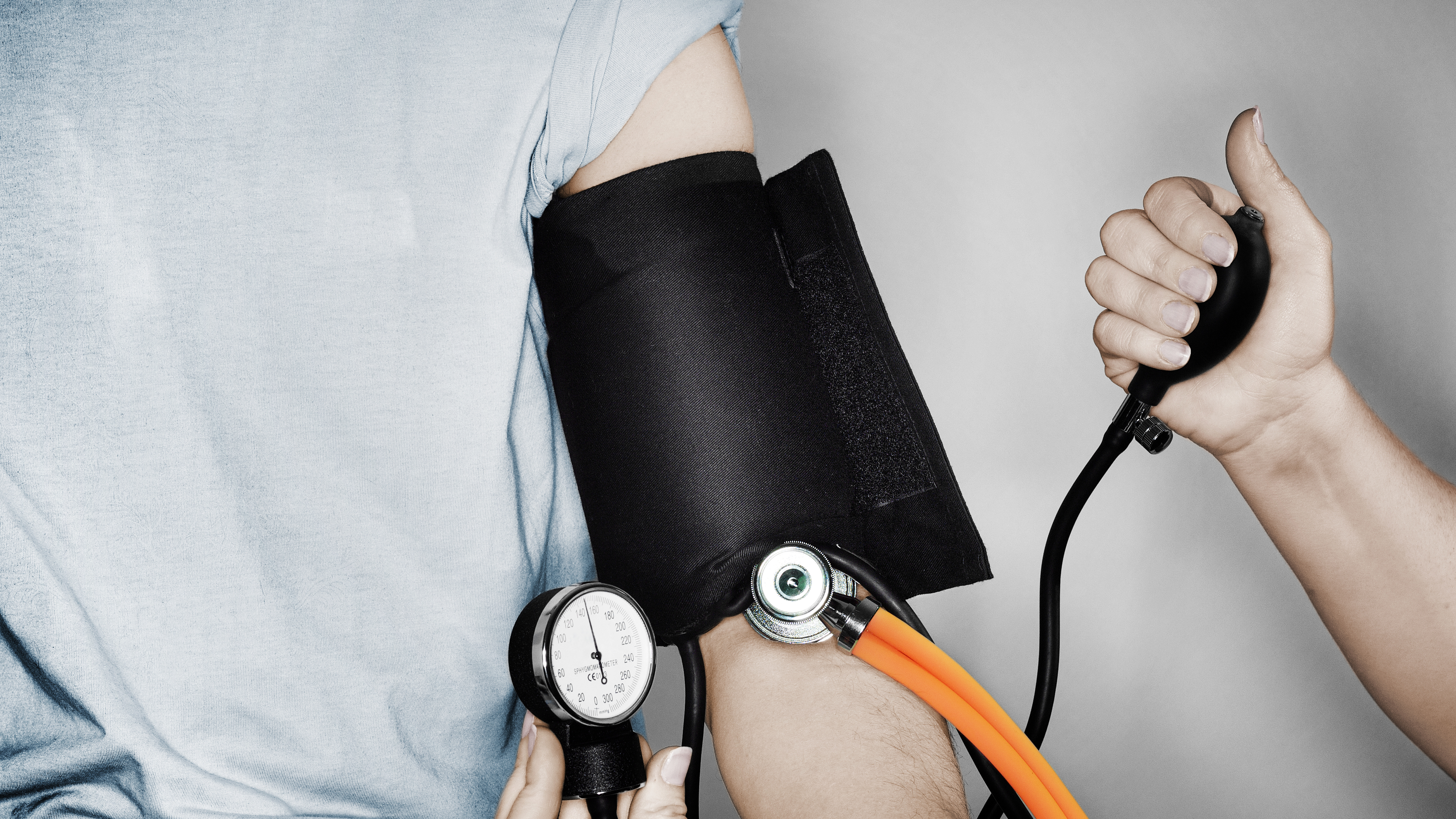 De cada 4 hipertensos, sólo uno tiene su presión arterial en valores normales (GETTY)
