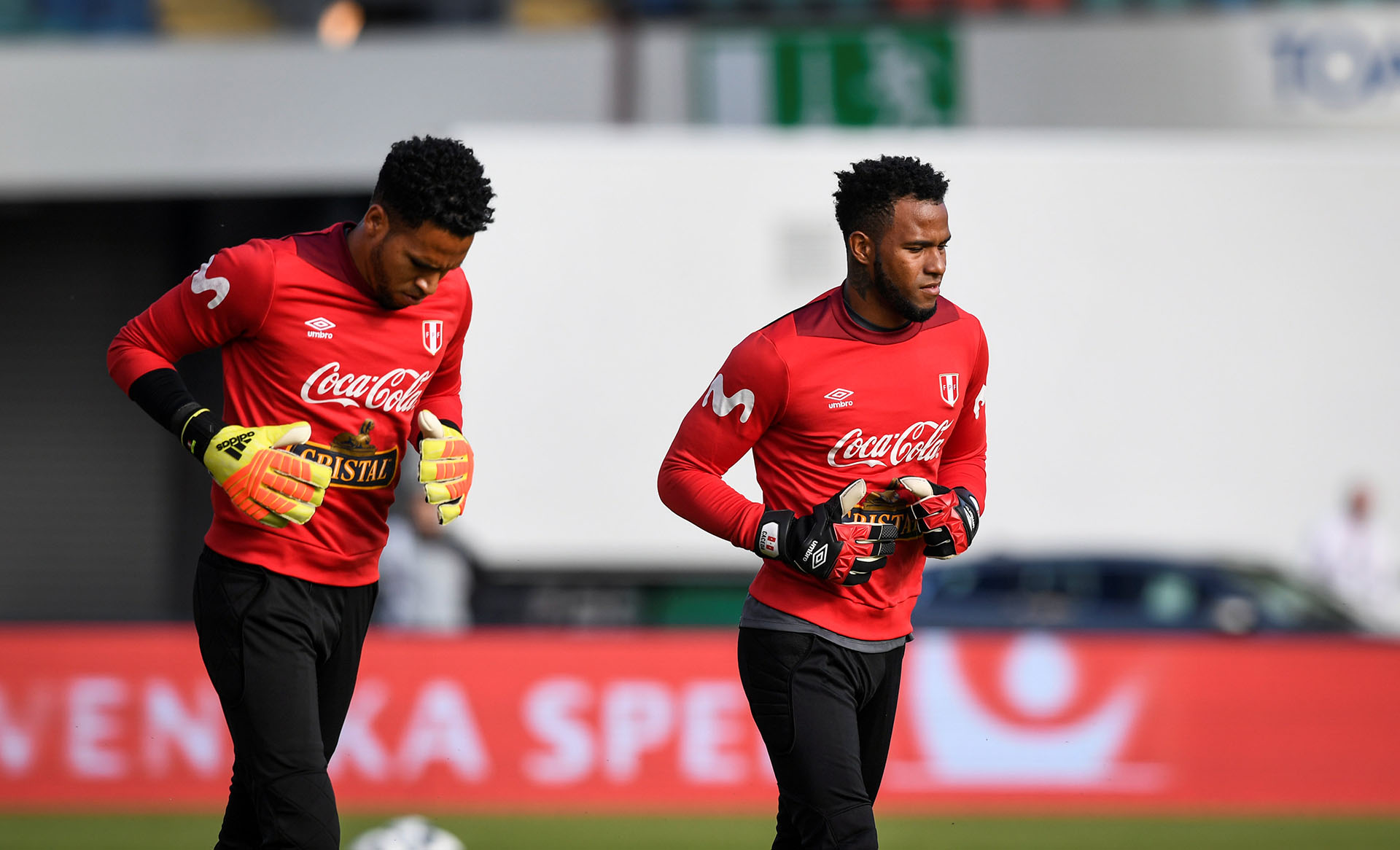 Soccer Football - International Friendly - Sweden v Peru - Ullevi Stadium - Gothenburg, Sweden - June 9, 2018. Peruvian goalkeepers Pedro Gallese and Carlos Caceda enter the pitch prior to the match. TT News Agency/Pontus Lundahl via REUTERS   ATTENTION EDITORS - THIS IMAGE WAS PROVIDED BY A THIRD PARTY. SWEDEN OUT. NO COMMERCIAL OR EDITORIAL SALES IN SWEDEN