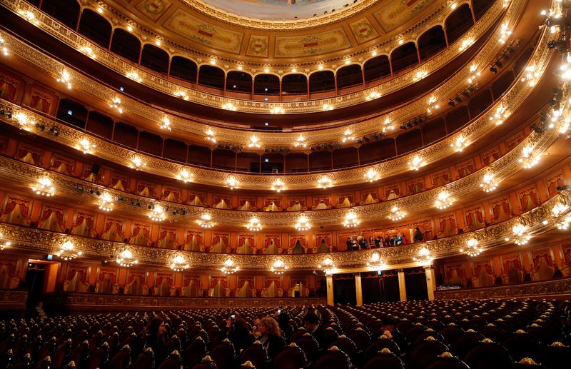 Carlos Núñez volverá a presentarse en el Teatro Colón luego de tres años (Foto: REUTERS/Marcos Brindicci)