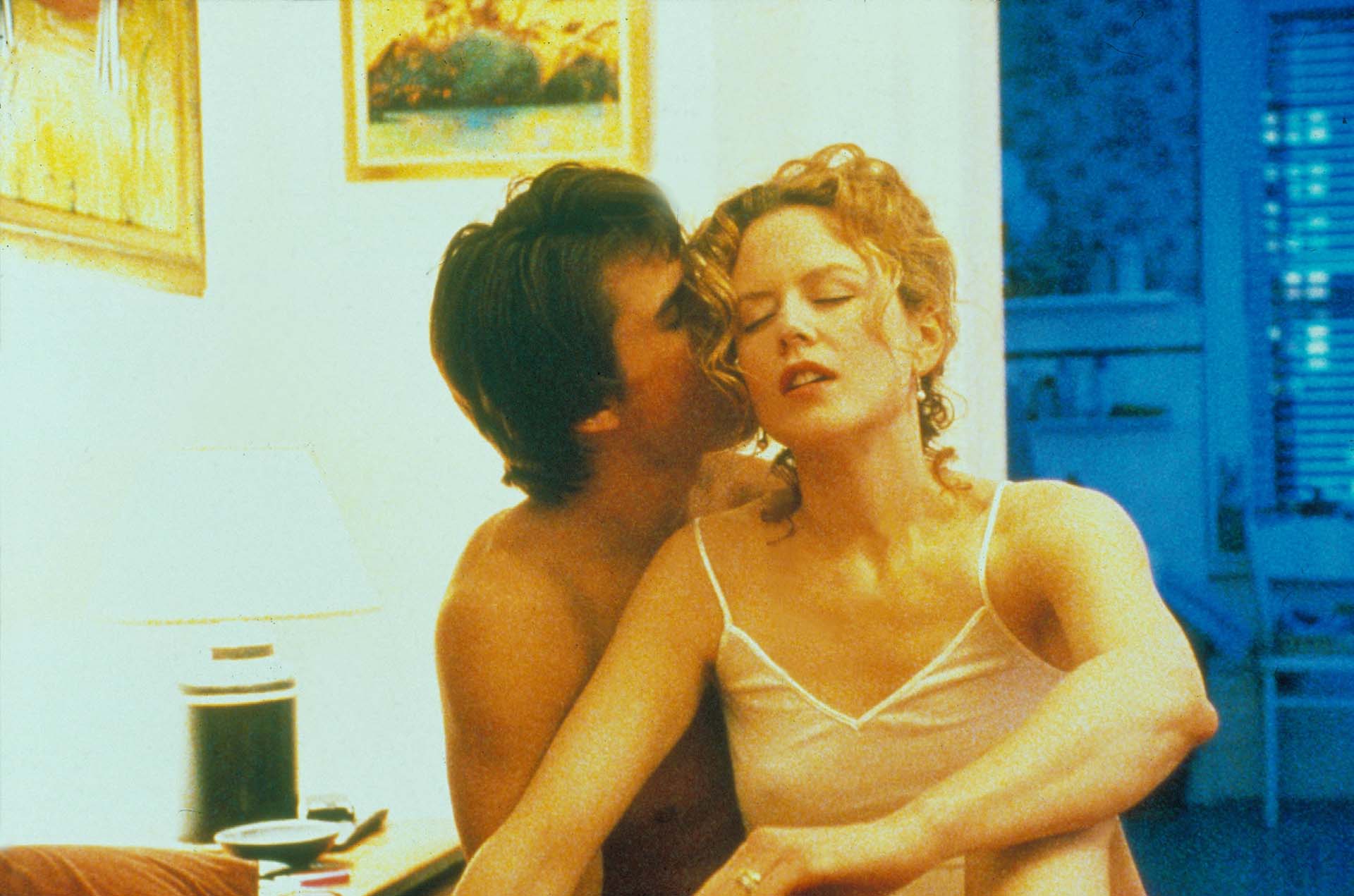 Nicole Kidman met Tom Cruise in Eyes Wide Shut and they had a great love