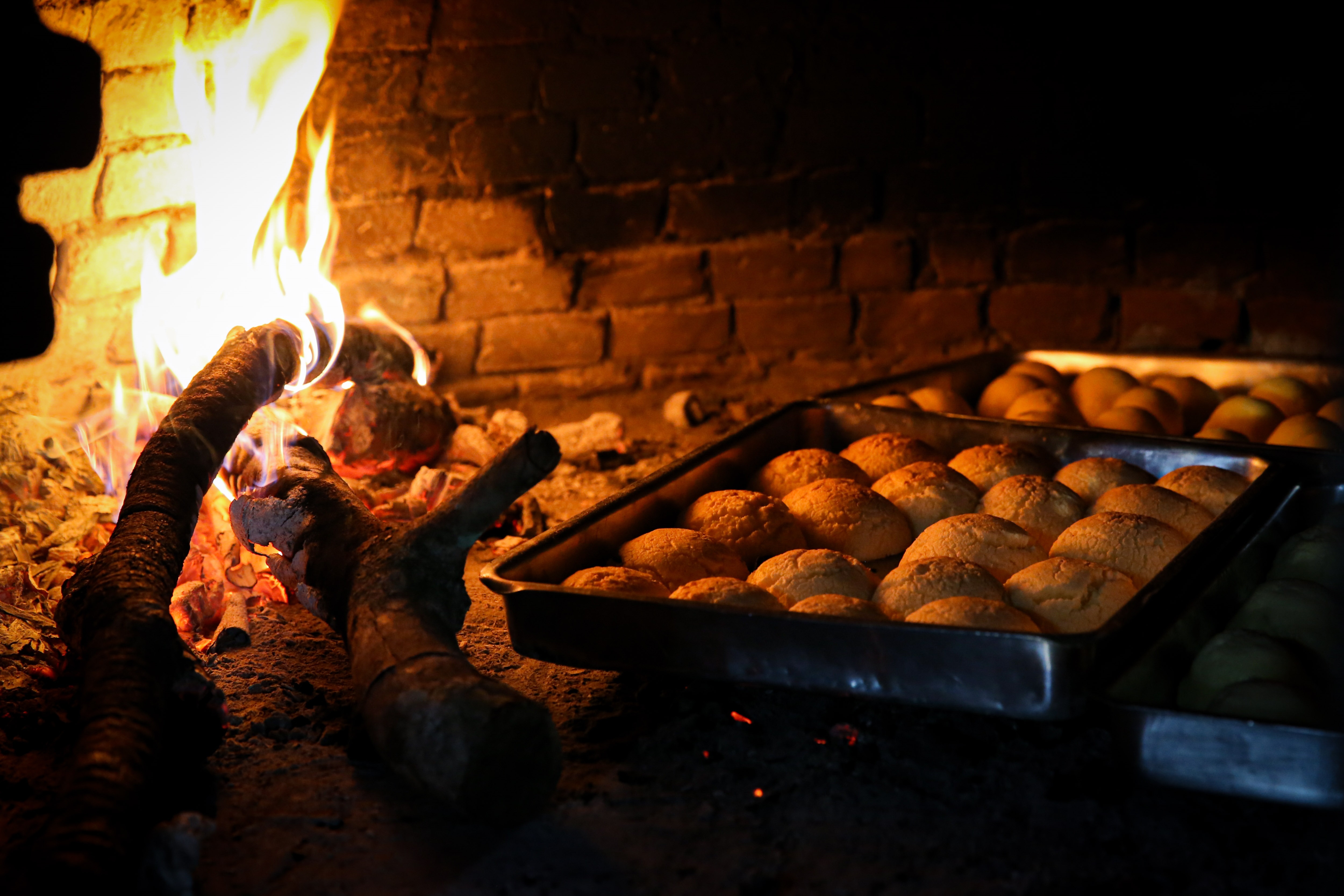 Desde el 24 de septiembre se sumaron restaurantes, emprendimientos gastronómicos, pastelerías y cafés de especialidad, con menús y propuestas pensadas en exclusiva para esta edición (EFE/Raúl Martínez)
