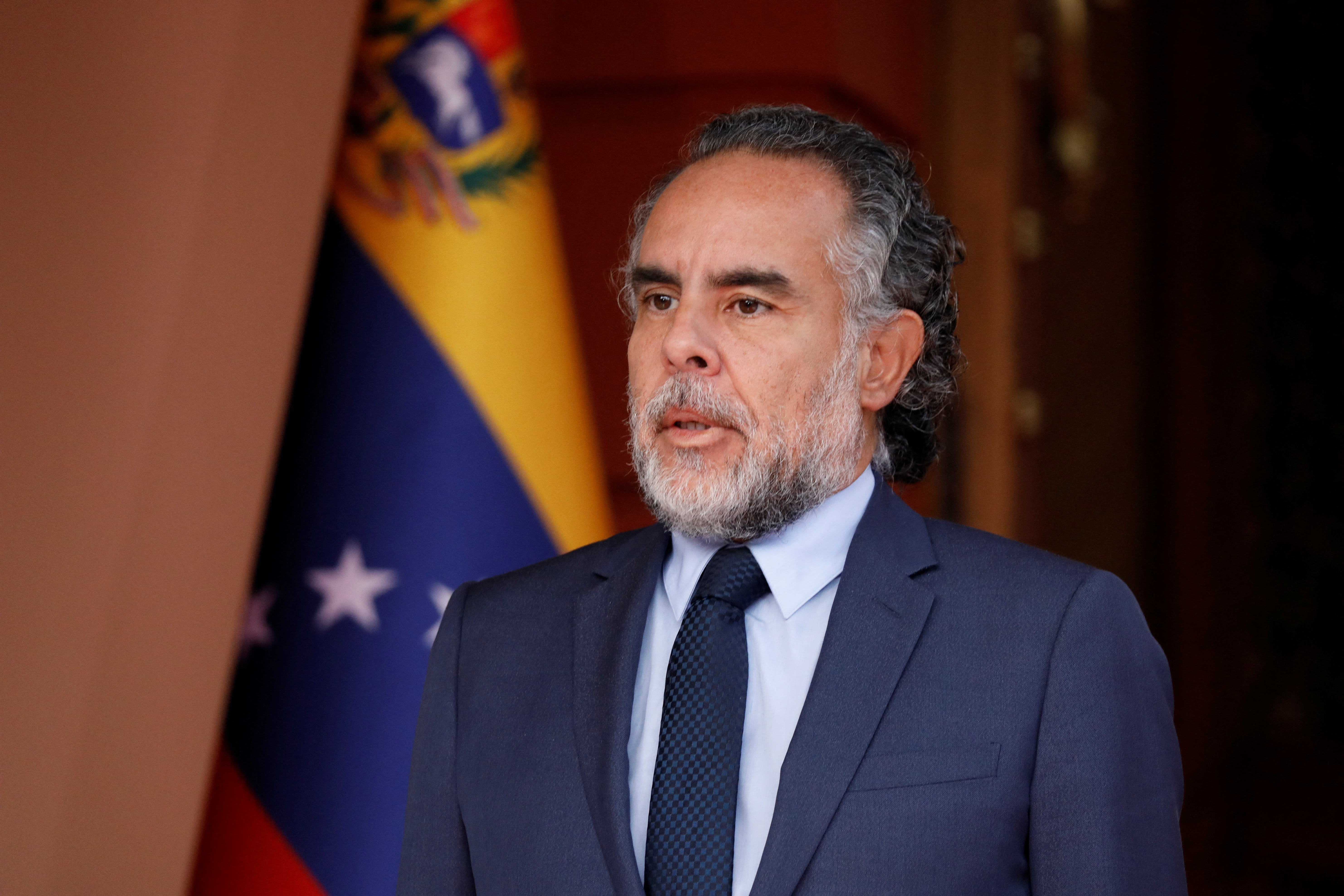 El embajador de Colombia en Venezuela, Armando Benedetti