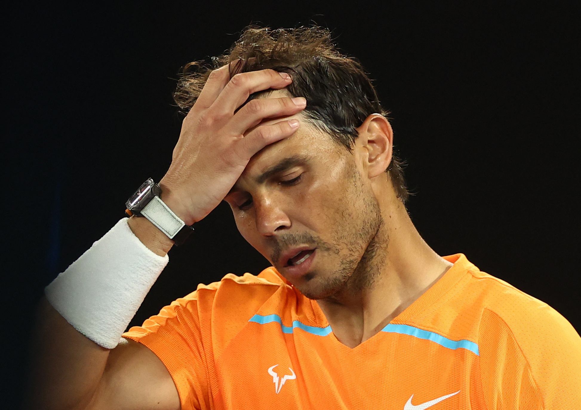 Rafael Nadal se lesionó y quedó fuera del Abierto de Australia