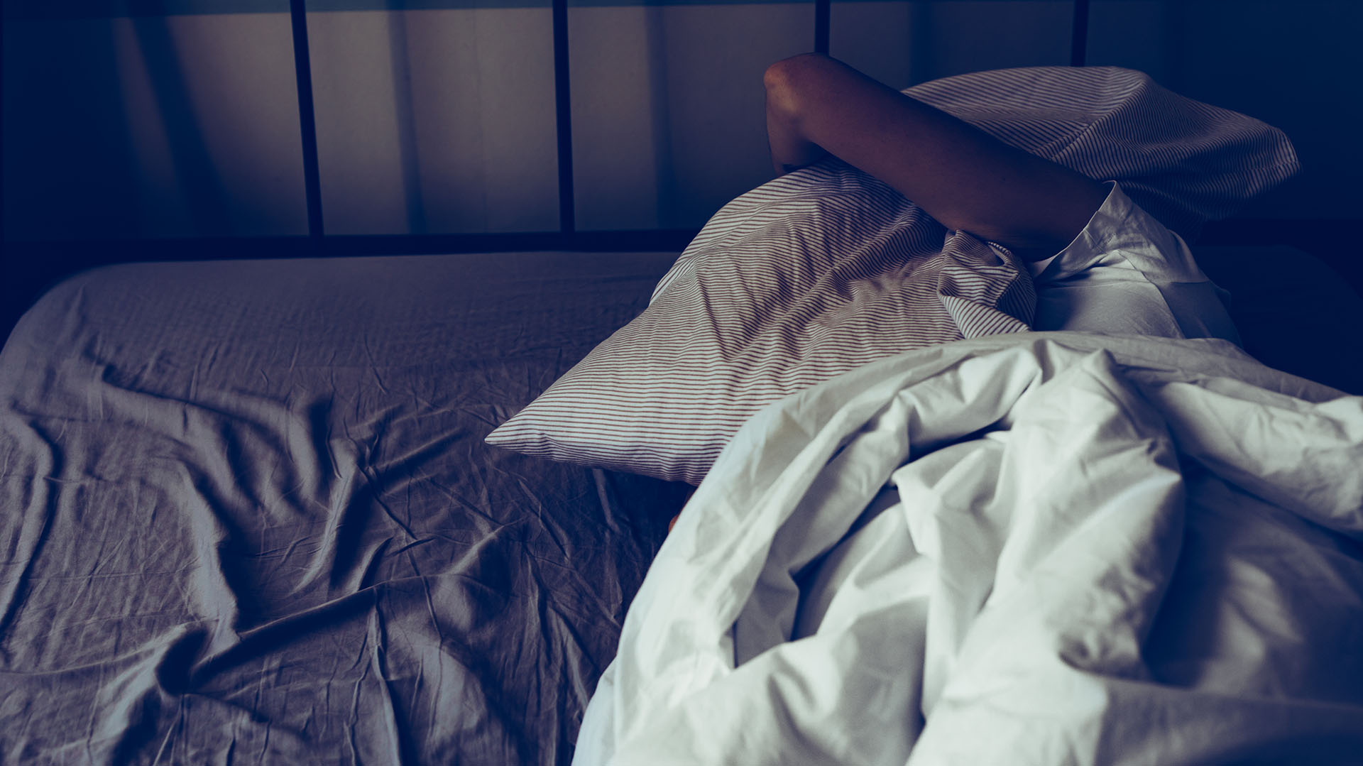“La falta de sueño puede alterar nuestras hormonas del estrés, el hambre y el apetito” (Getty Images)