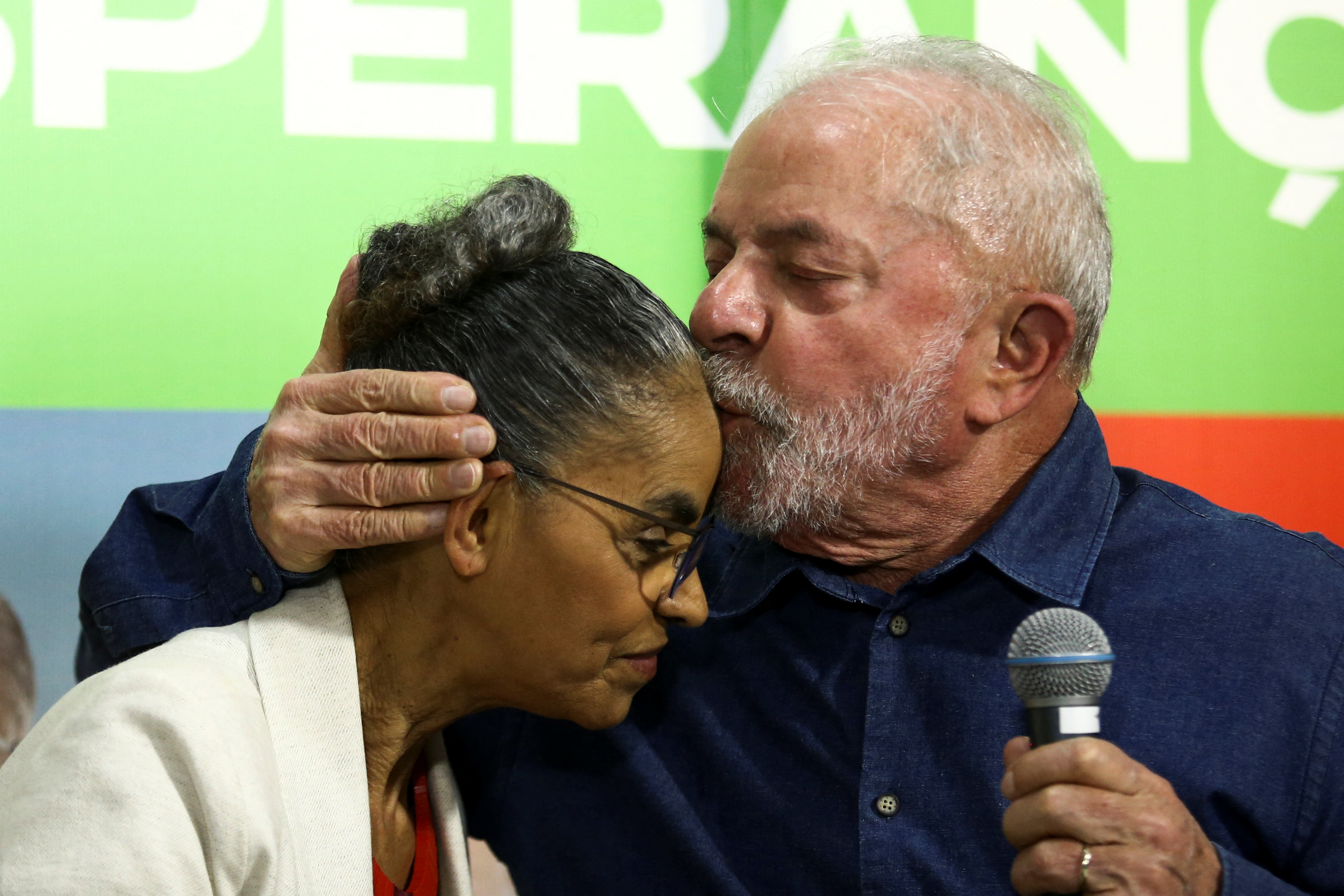 Lula da Silva junto a Marina Silva (REUTERS/Carla Carniel)
