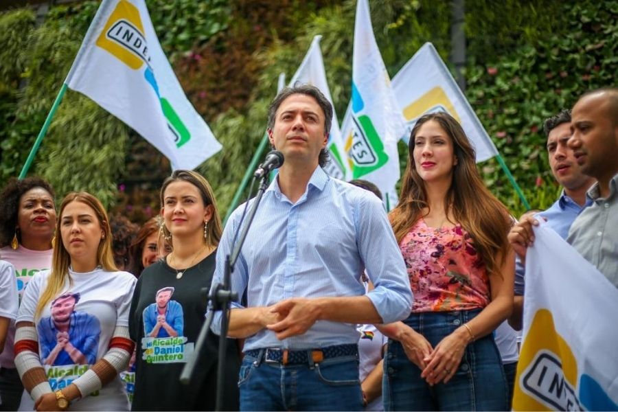 El suspendido alcalde de Medellín celebró la decisión de Tribunal Superior de Medellín respecto a Juan Camilo Restrepo y, una vez más, habló de las elecciones del próximo domingo