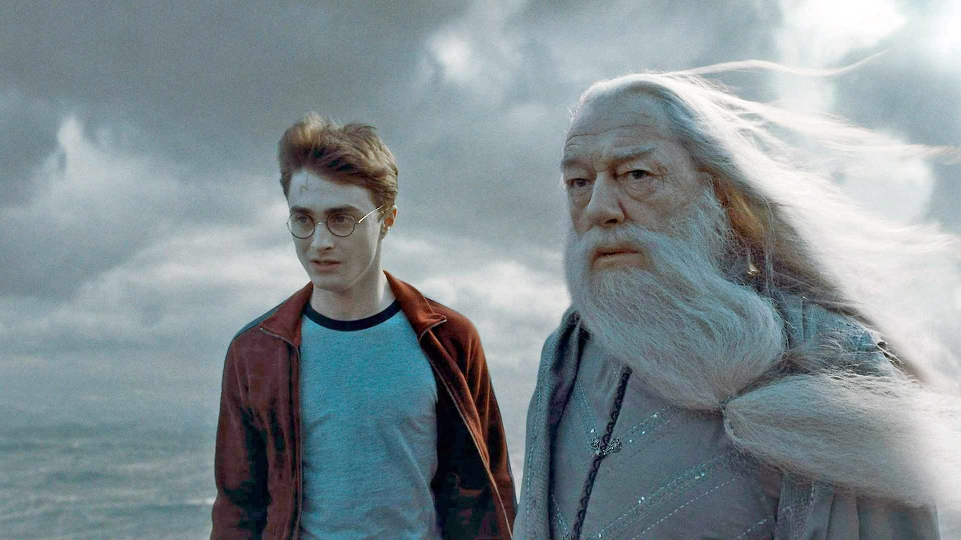Harry y Dumbledore, protagonistas de la saga en los libros y en el cine.
