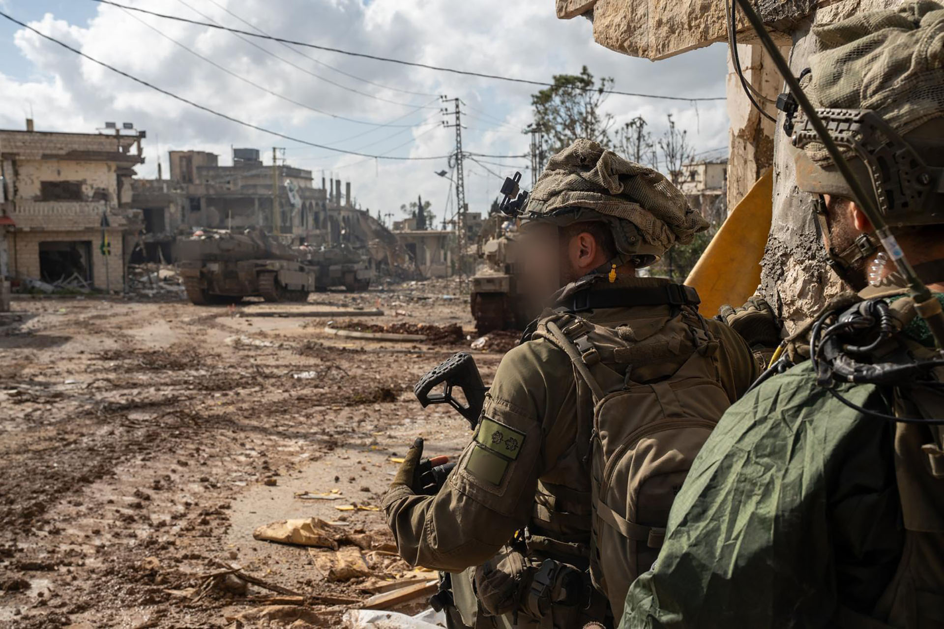 Tras la muerte de dos soldados, Israel advirti&oacute; que usar&aacute; "toda la fuerza" en L&iacute;bano si sus tropas se ven amenazadas en medio de la tregua 