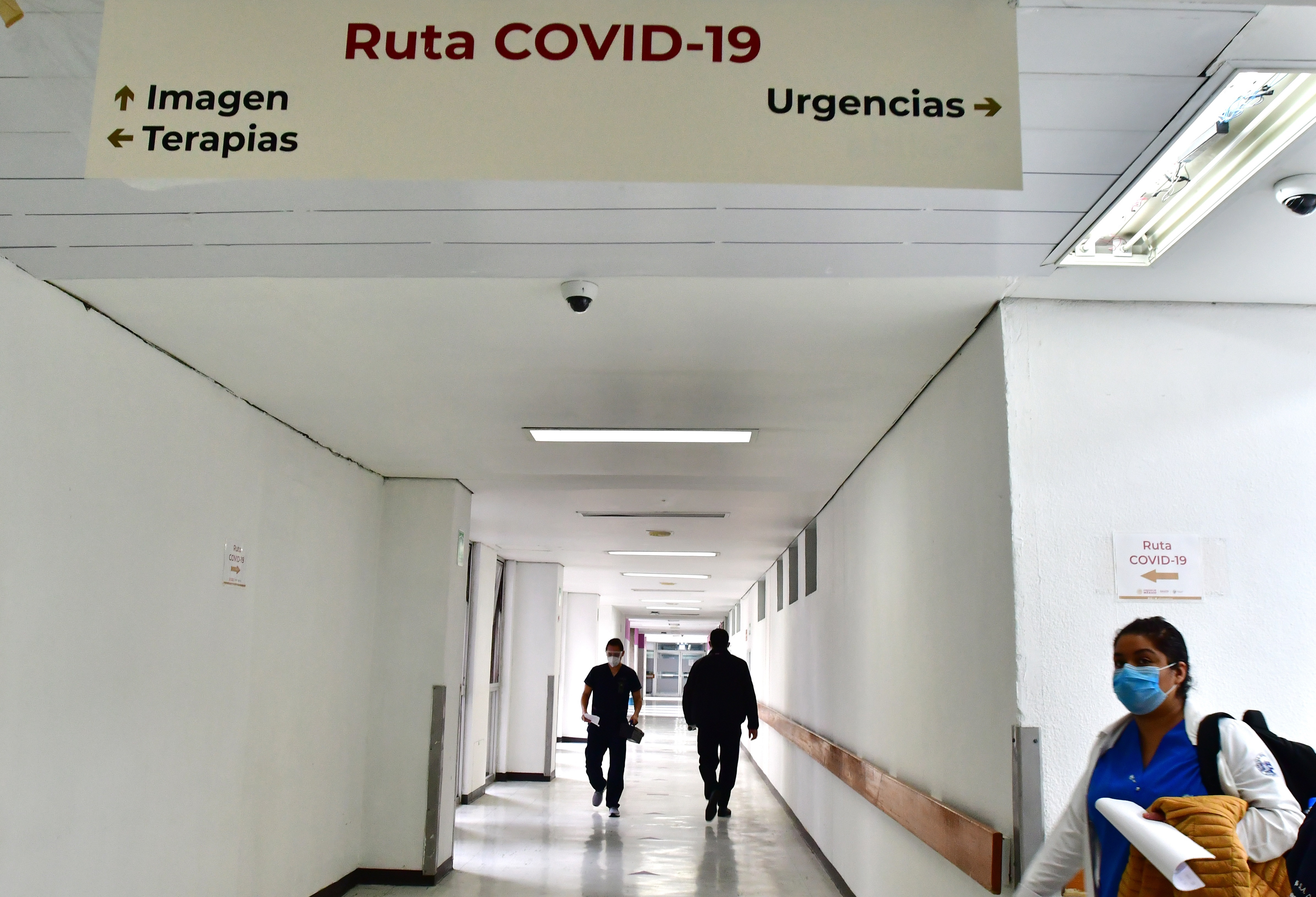 Vista de uno de los pasillos del Hospital Juárez, en Ciudad de México (Foto: EFE/ Jorge Núñez)
