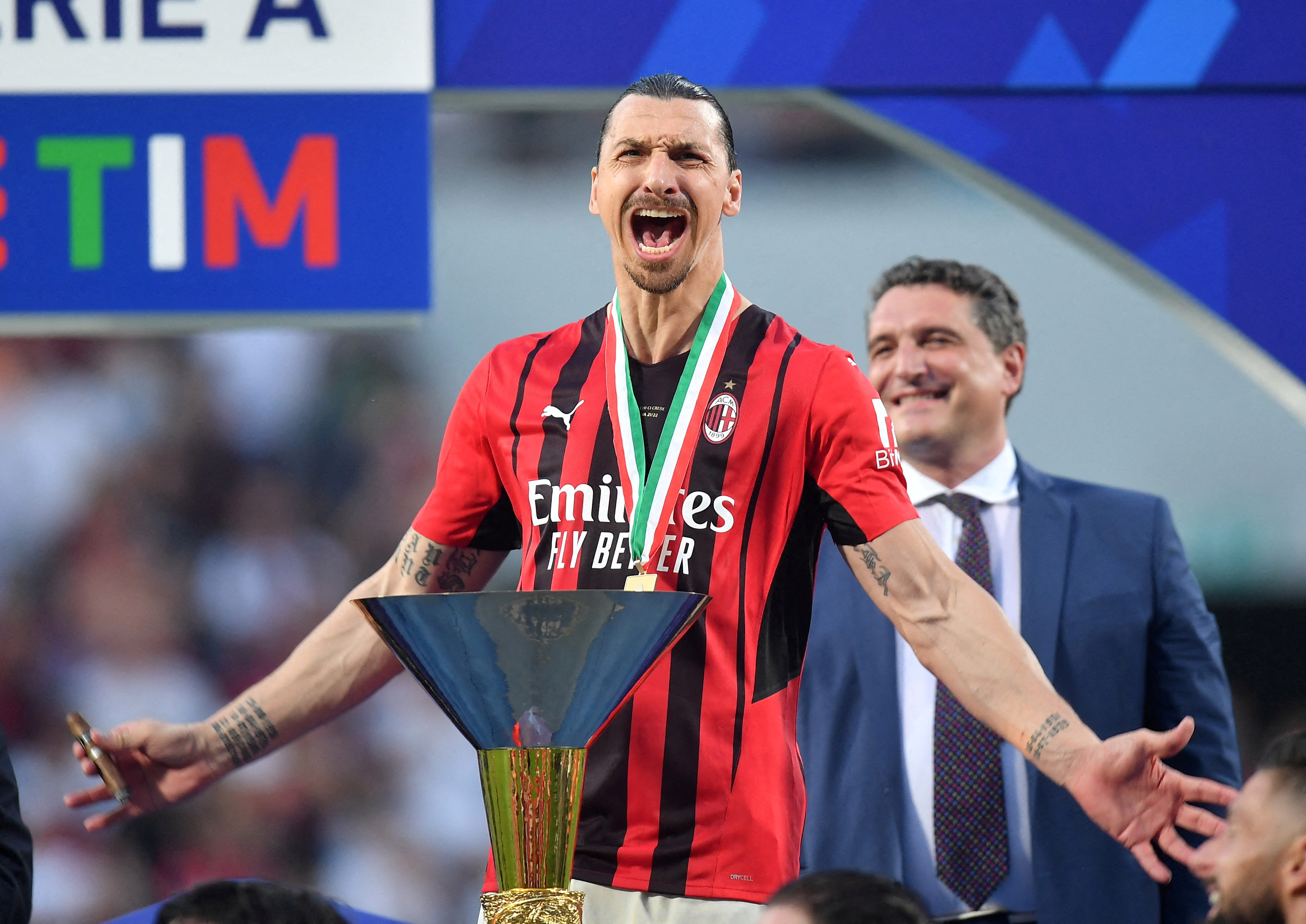 Zlatan Ibrahimovic fue clave para la obtención del Scudetto (REUTERS/Daniele Mascolo/File Photo)