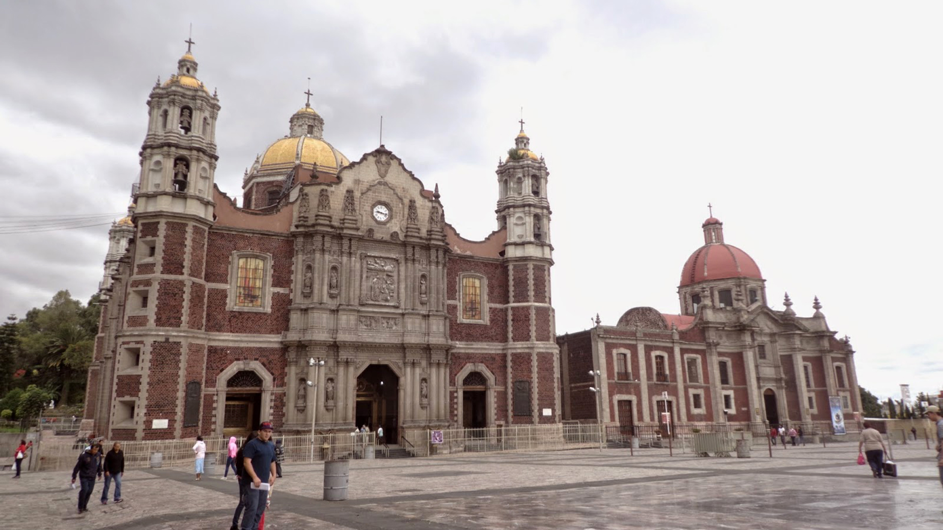 Basílica de Guadalupe: el día que unas “flores explosivas” pusieron en peligro a la Virgen del Tepeyac