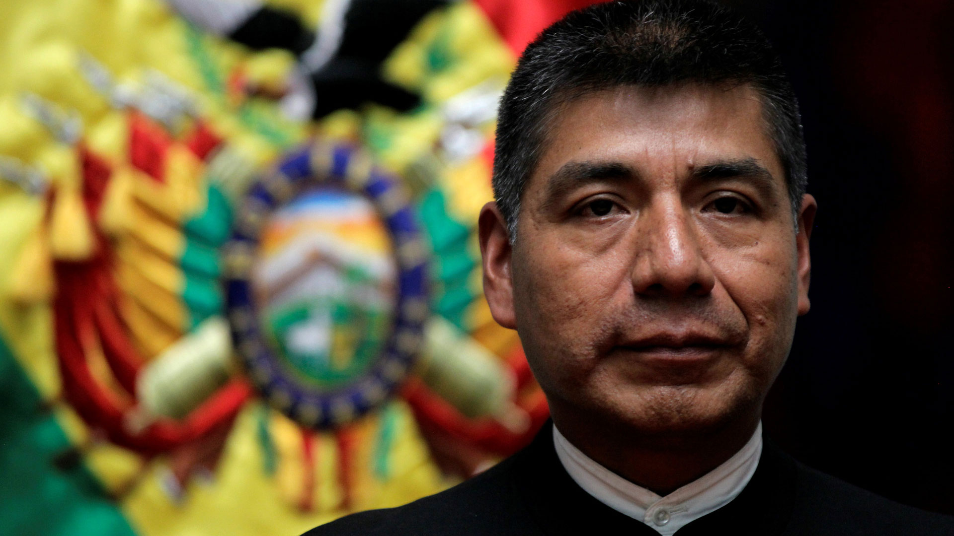 La esposa del ex canciller Fernando Huanacuni, de la gestión Morales, fue empleada de la empresa china que terminó firmando el contrato para la extracción del litio boliviano (Reuters)