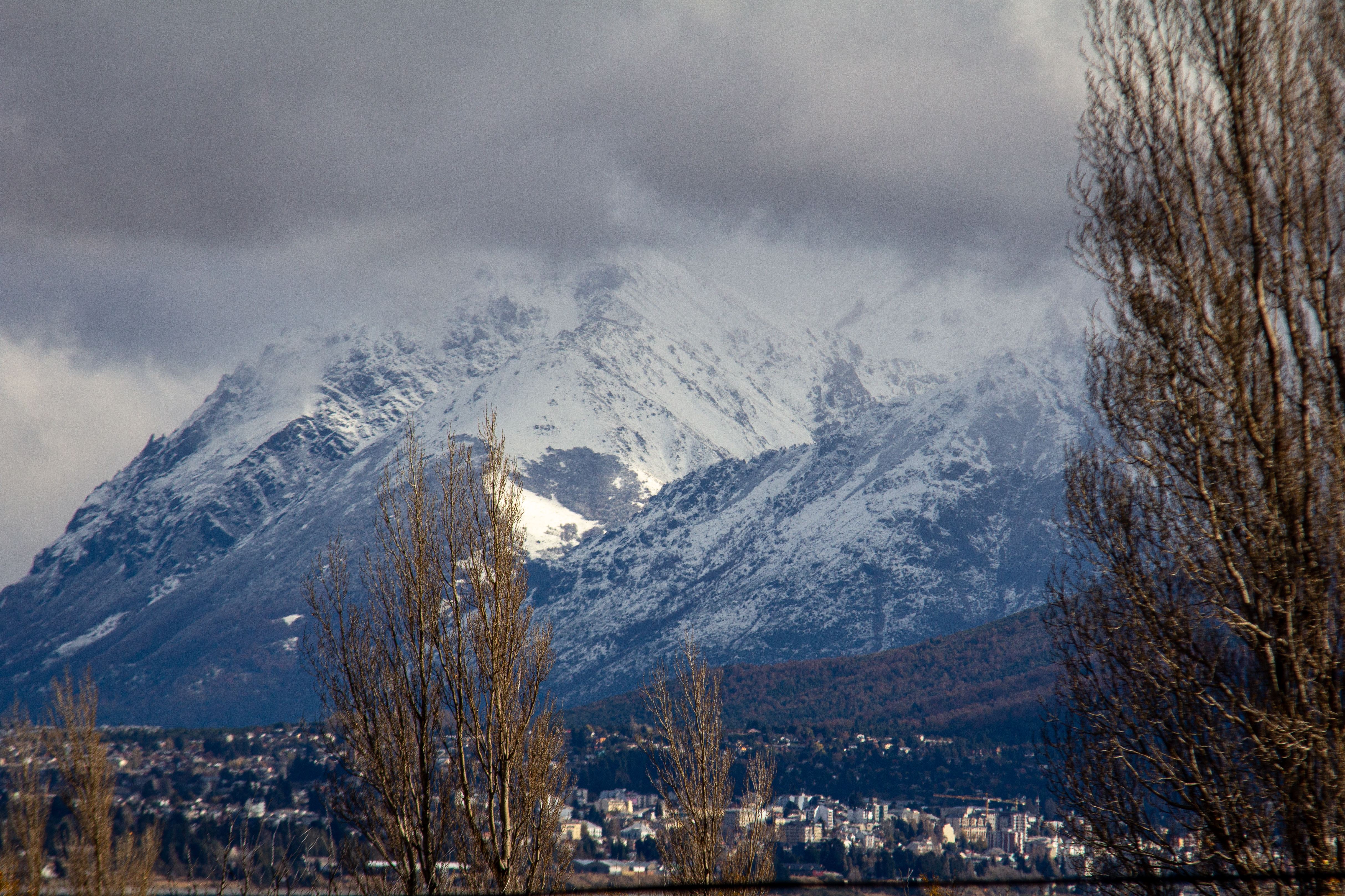 Bariloche y las zonas cordilleranas recibieron las primeras nevadas del año