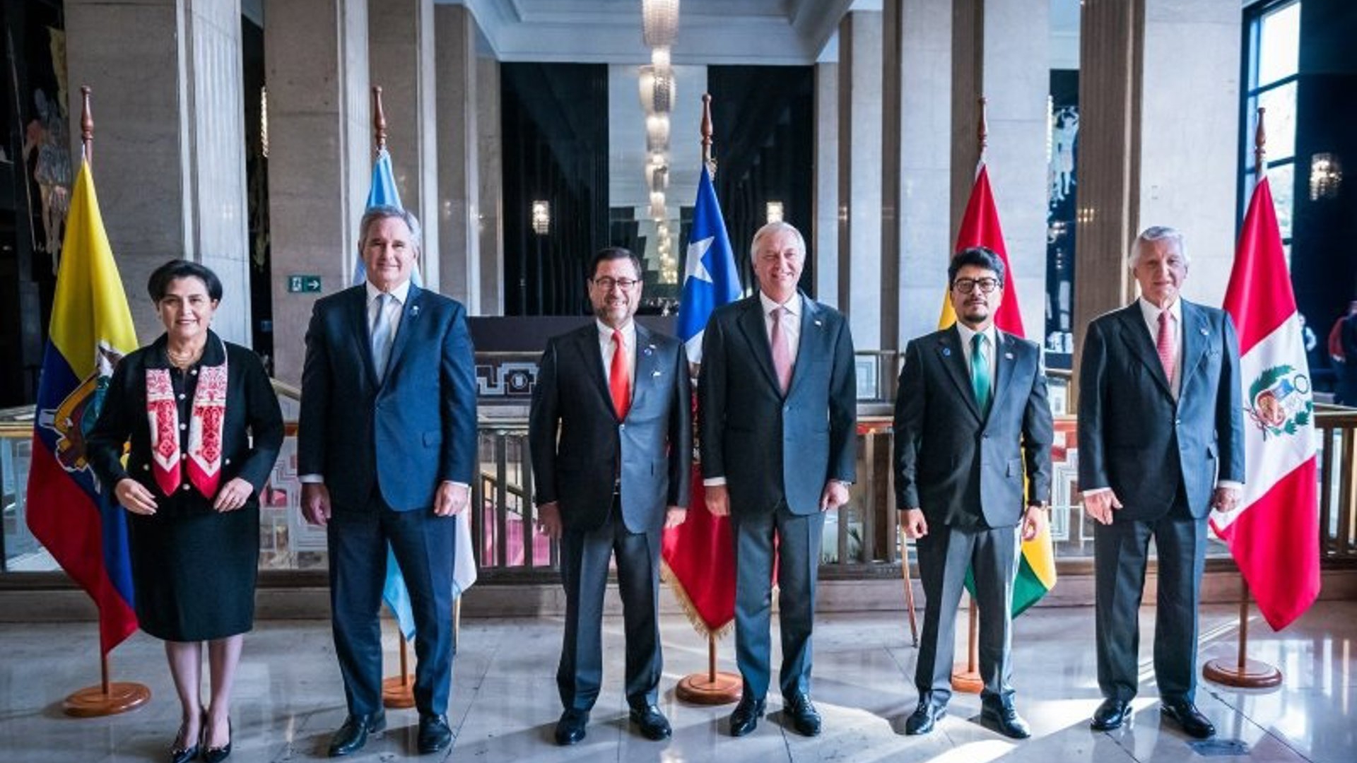 Las autoridades de Chile, Argentina, Per&uacute;, Ecuador y Bolivia acordaron coordinar acciones contra el crimen organizado
