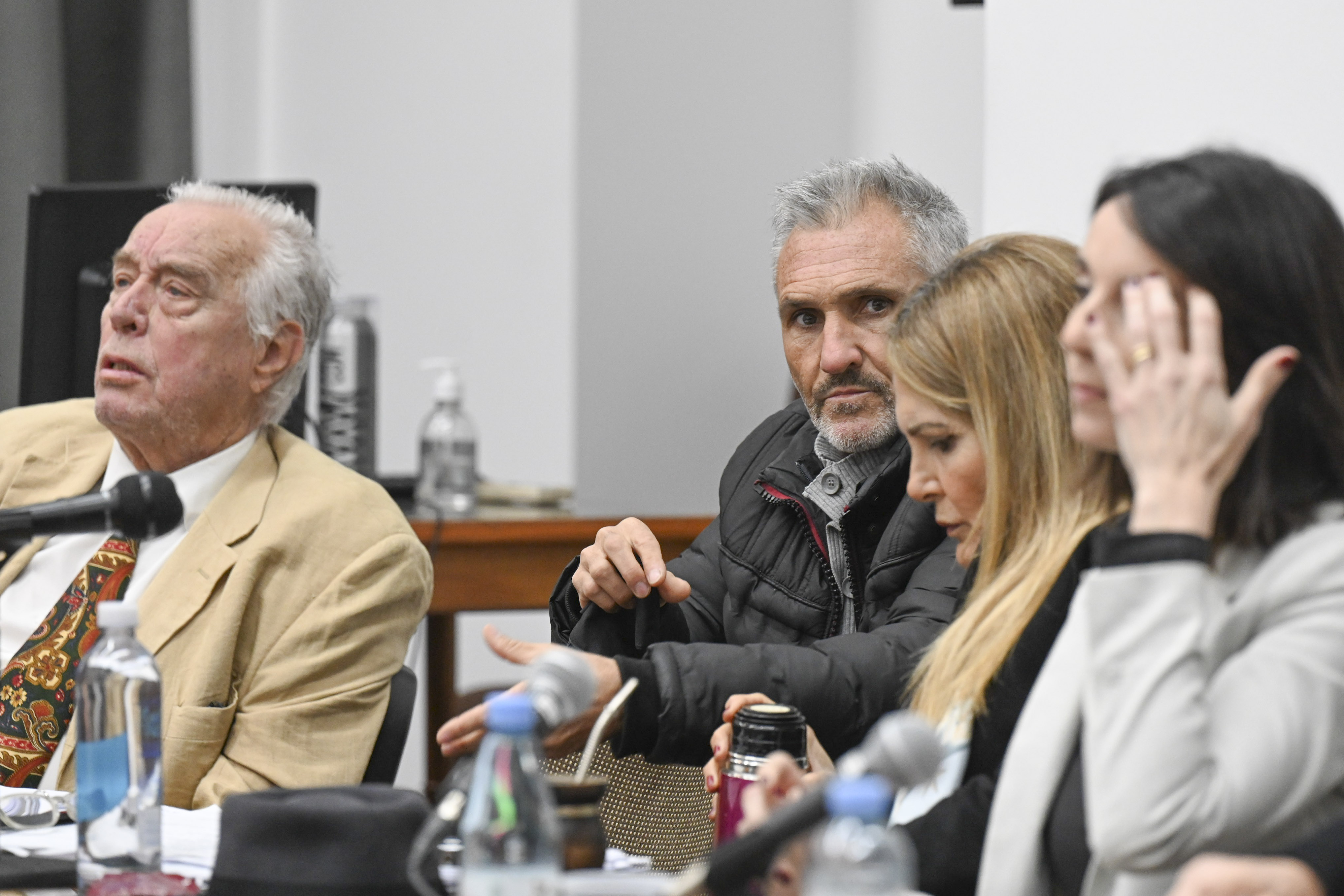 A Pachelo los jueces resolvieron sacarle el celular tras los posteos en redes sociales
