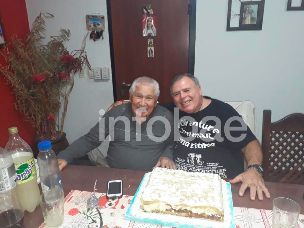 Oscar Montillo y su hijo Walter Oscar (abuelo y padre del ex futbolista de San Lorenzo) murieron en el Instituto Médico Brandsen. El diagnóstico de Covid-19 del segundo no habría sido comunicado por la clínica, que cerró. 