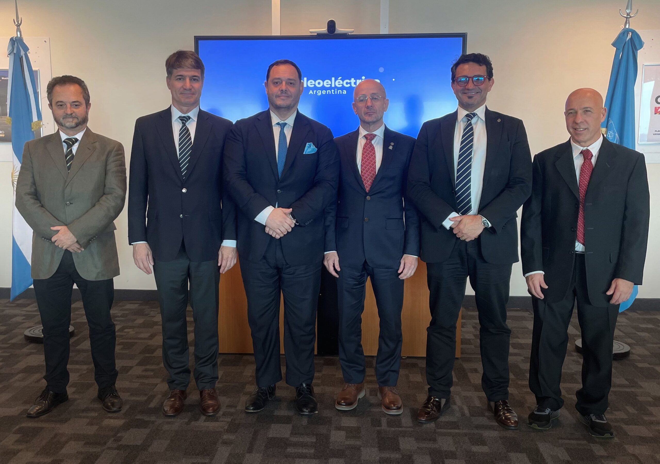 Estados Unidos anunció nuevas sanciones petroleras al régimen de Irán después de la primera ronda de diálogos