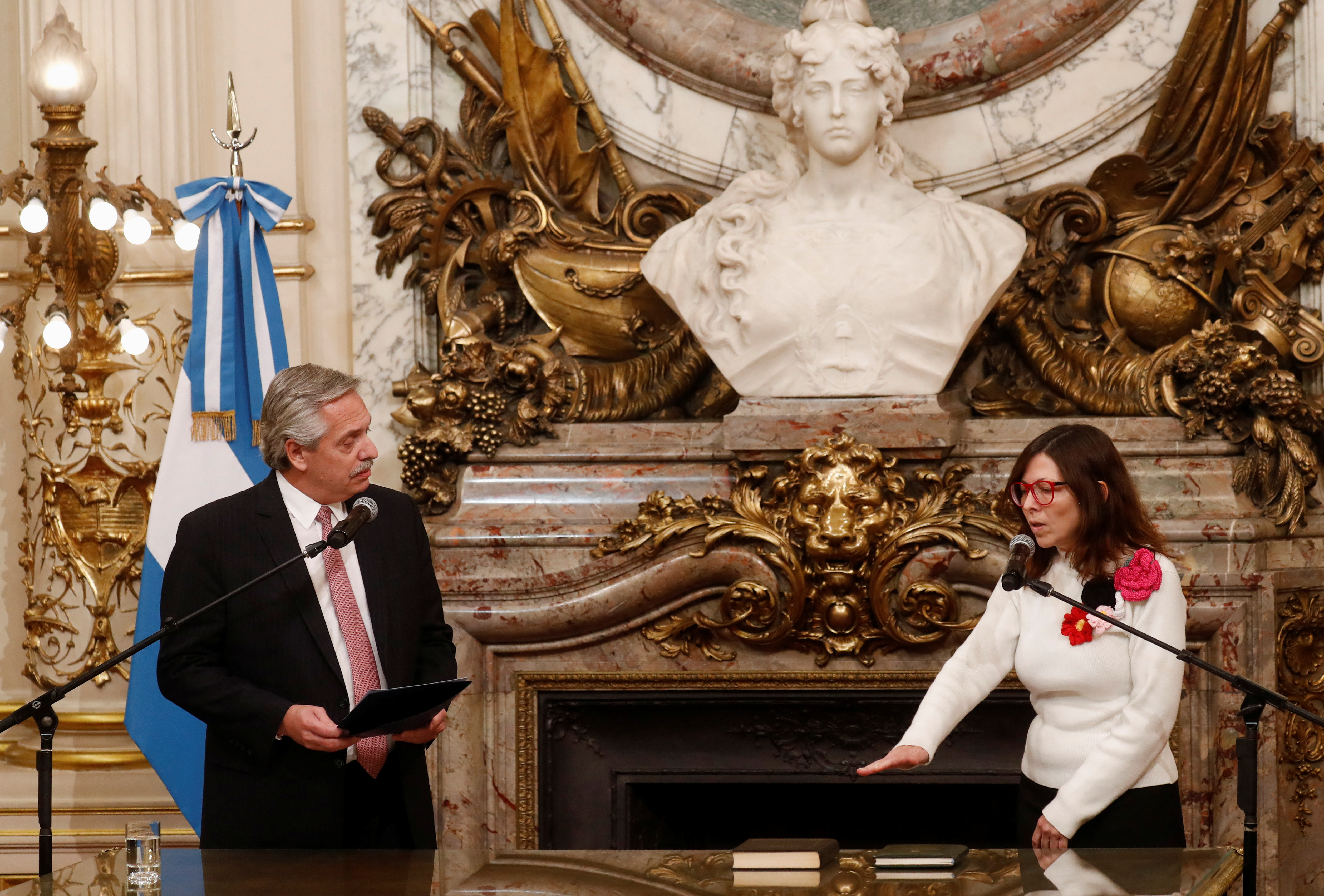 Alberto Fernández swore in Silvina Batakis, the Minister of Economy who comes to the Government to replace Martín Guzmán (REUTERS)