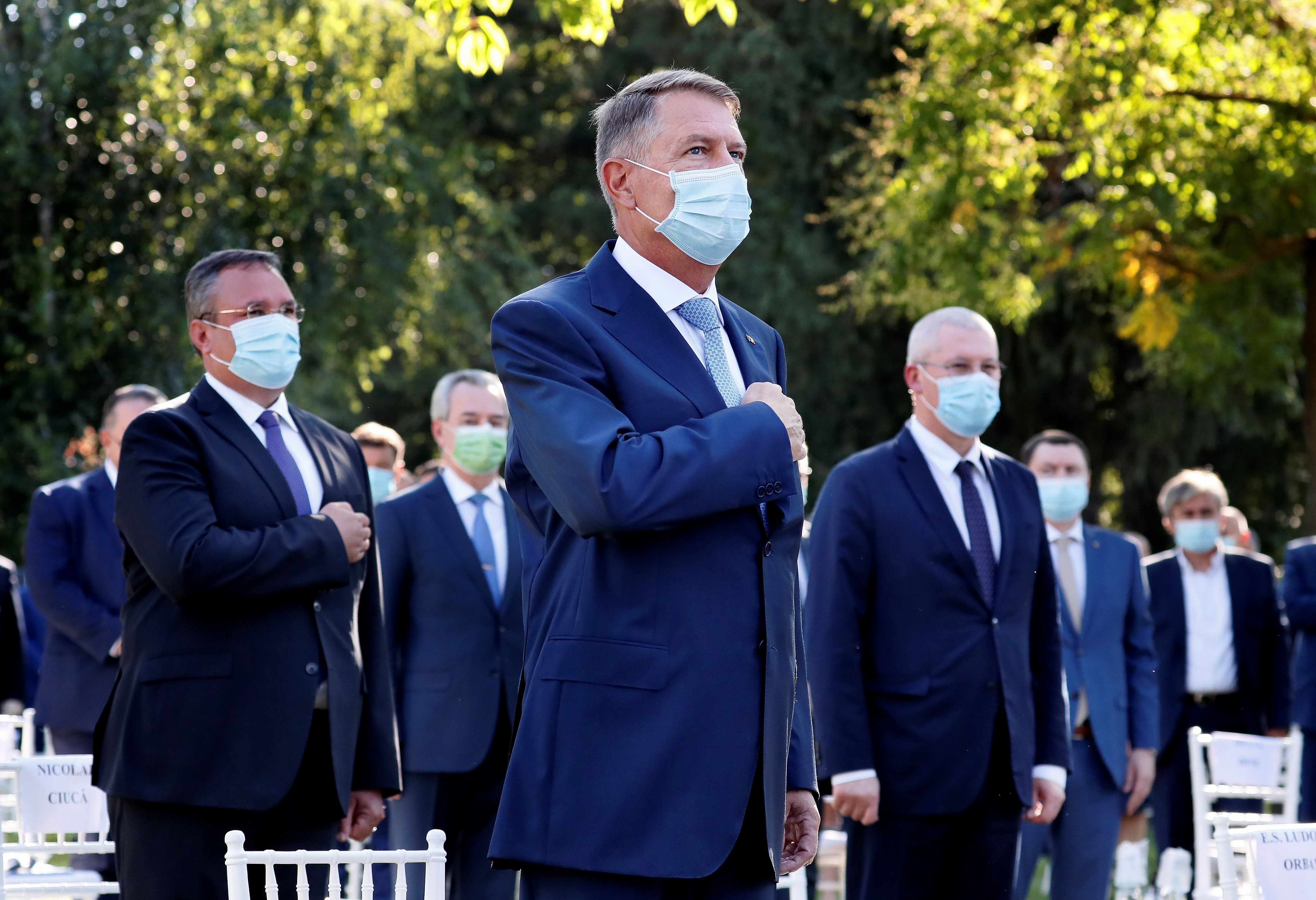 El presidente rumano, Klaus Iohannis (c) en un acto oficial el pasado 1 de julio. EFE/EPA/ROBERT GHEMENT/Archivo