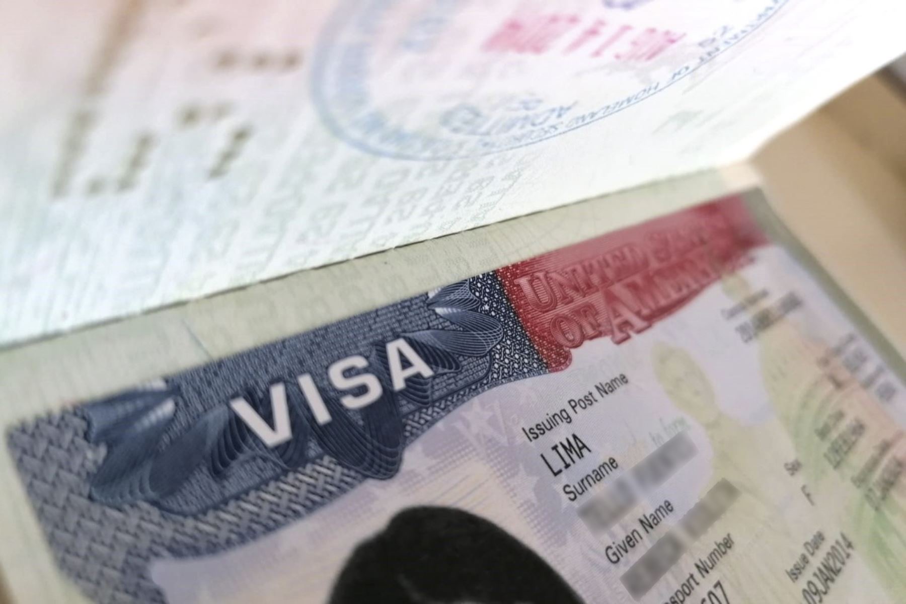 La aprobación de la solicitud oscila entre cinco y ocho meses; el consulado puede tardar cuatro meses más para aprobar o rechazar la visa.