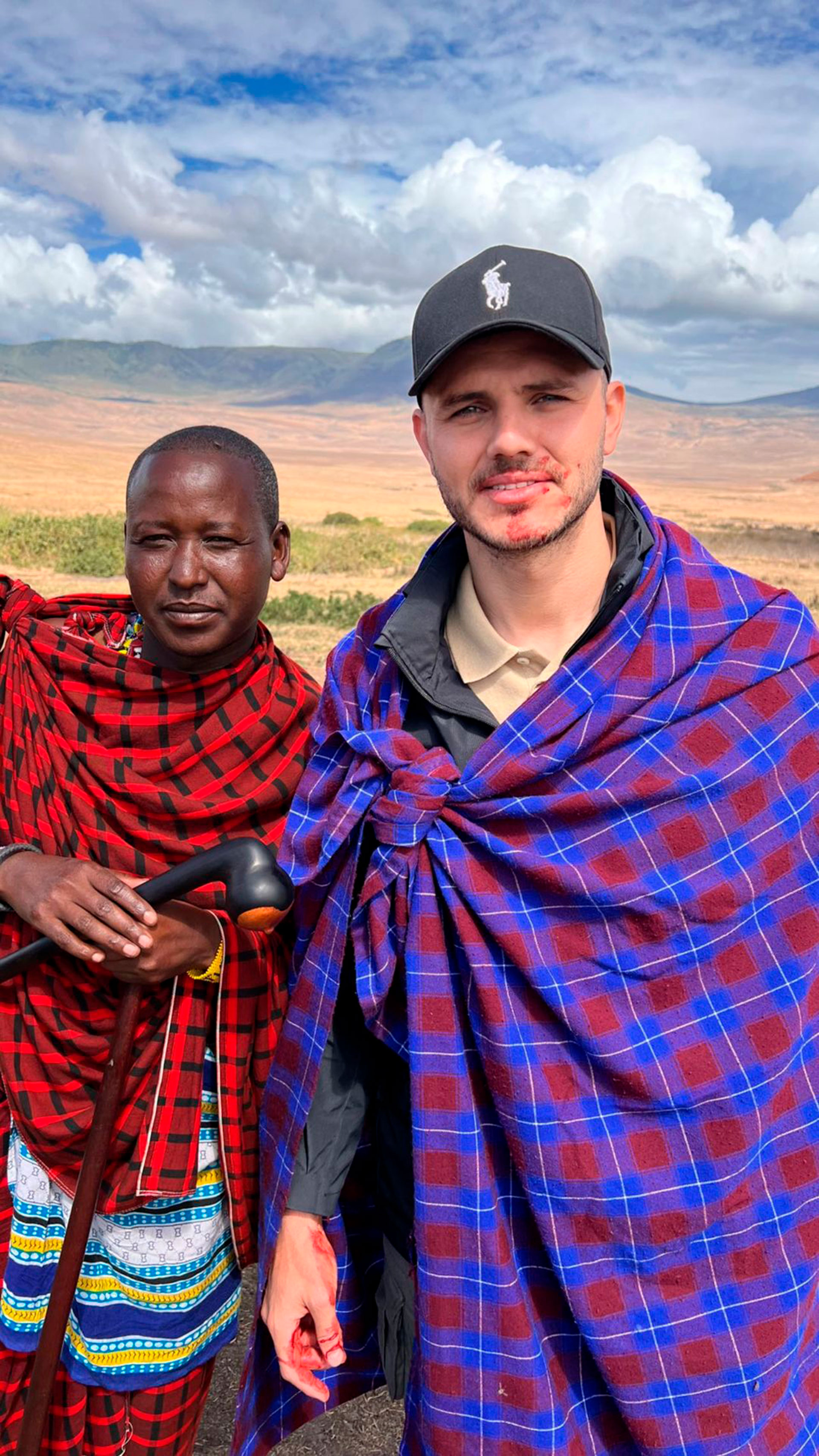 Mauro Icardi visitó una tribu Massai Mara (@mauroicardi)