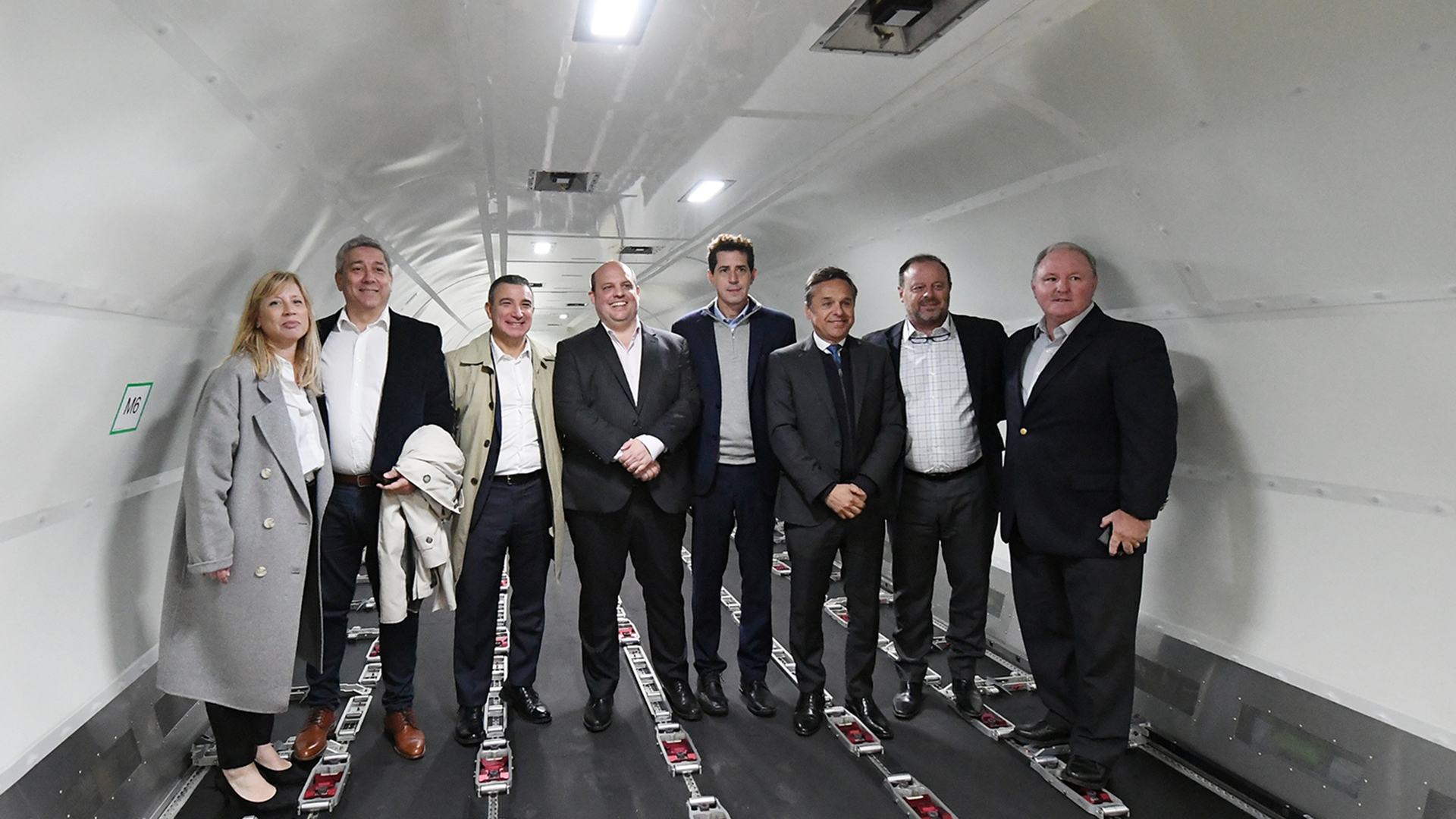 El ministro del Interior participó del lanzamiento de Aerolíneas Argentinas Cargo