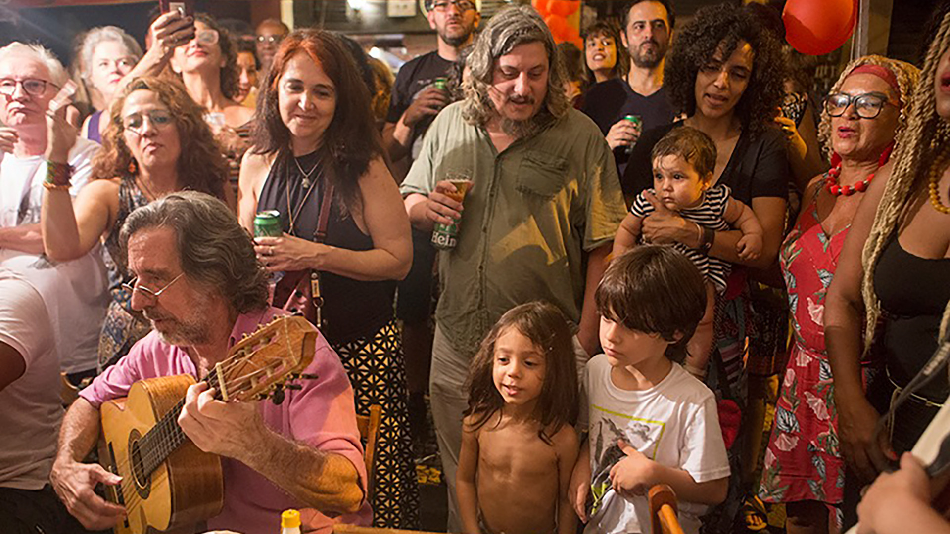 Samba y amor en Bip Bip: el argentino que rescató de la tristeza al último bar de la bohemia de Copacabana