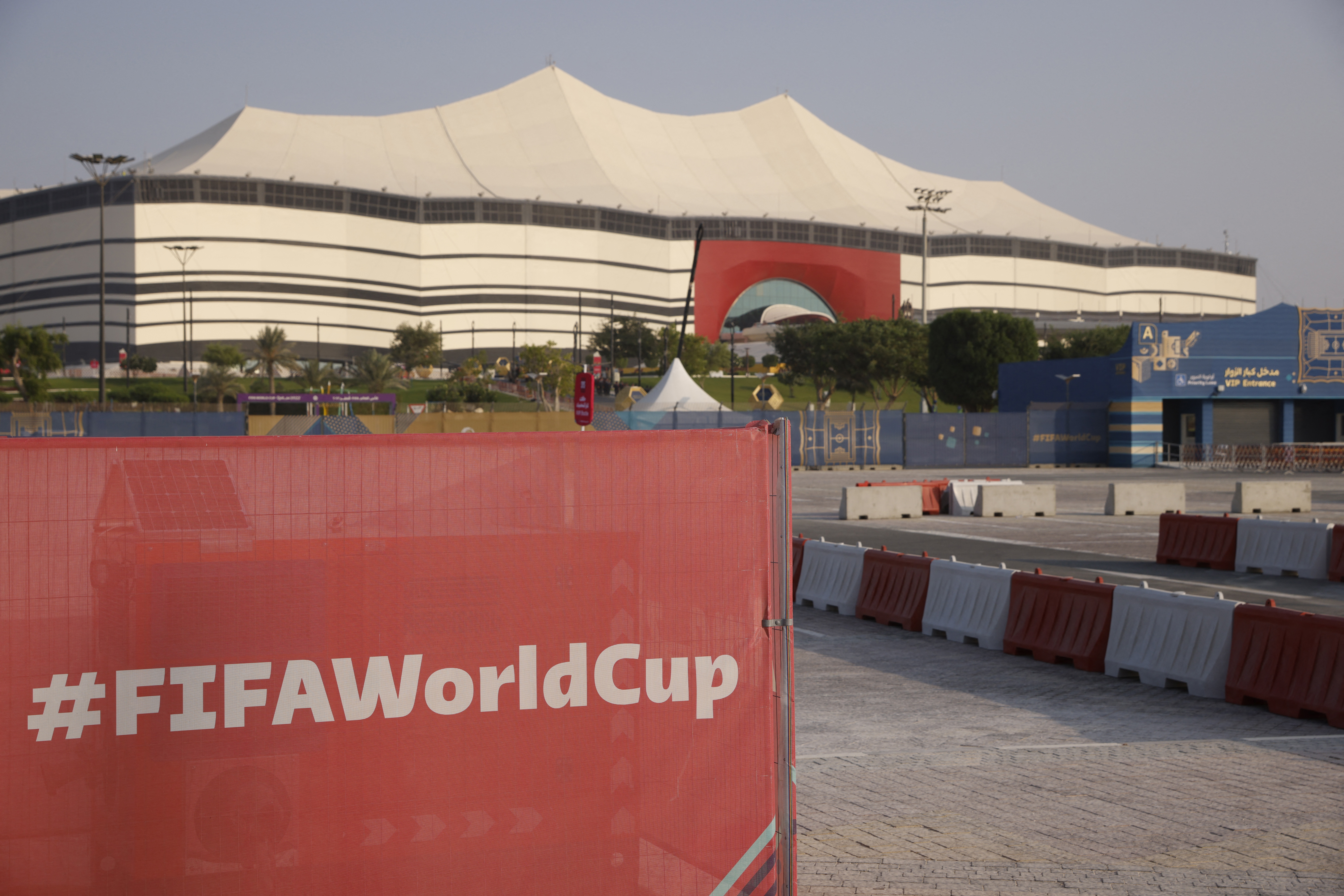 El estadio Al Bayt en donde se realizará la ceremonia (Reuters)