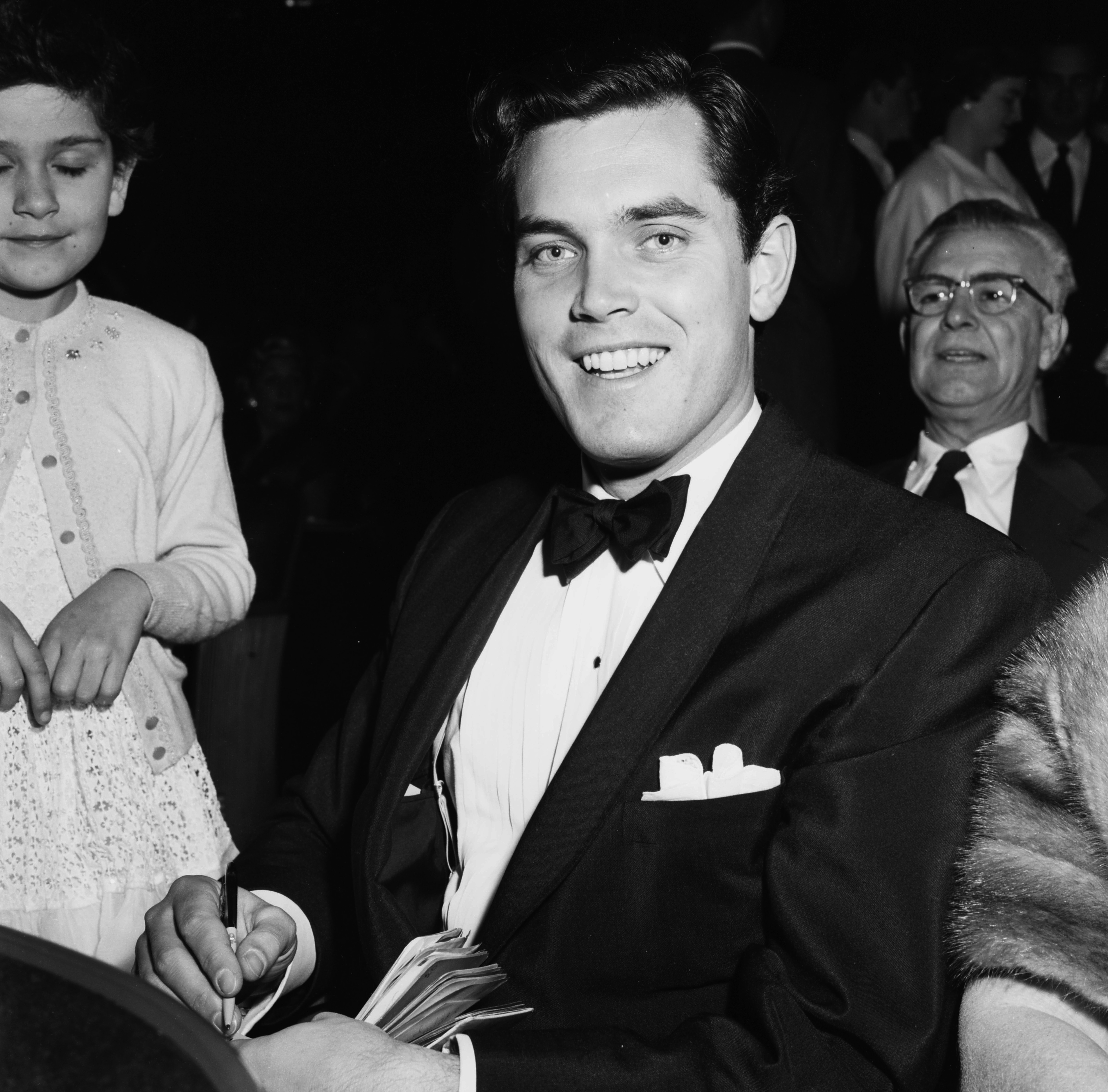 Jeffrey Hunter en la premiere de Carousell en Los Ángeles, en 1956 (Foto: Earl Leaf/Michael Ochs Archives/Getty Images)