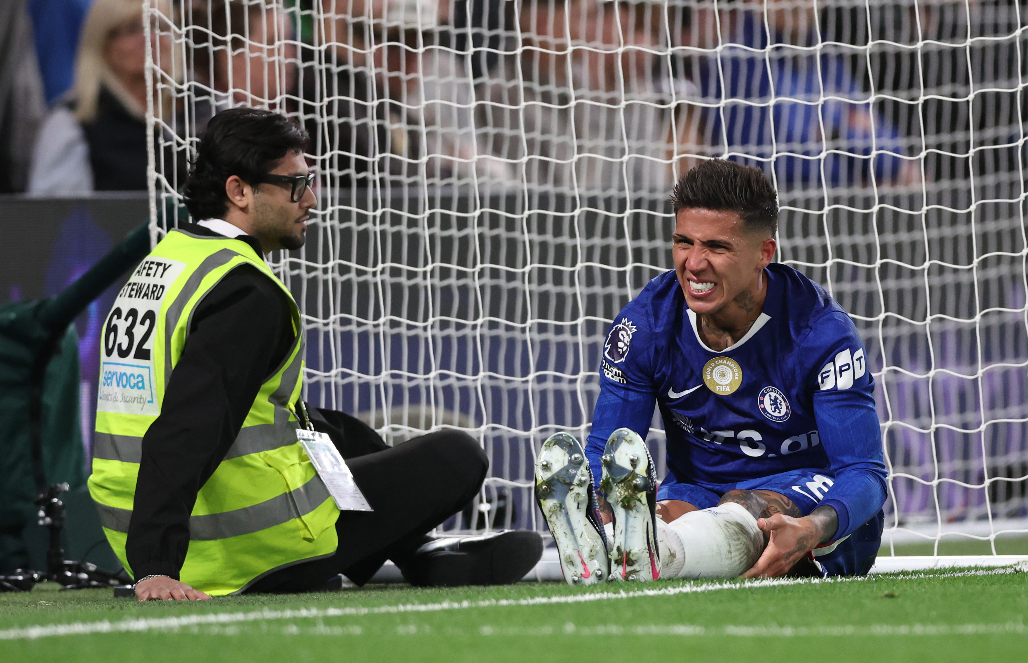 Atento Scaloni: Enzo Fern&aacute;ndez sinti&oacute; una molestia y pidi&oacute; el cambio en la derrota del Chelsea ante Manchester United