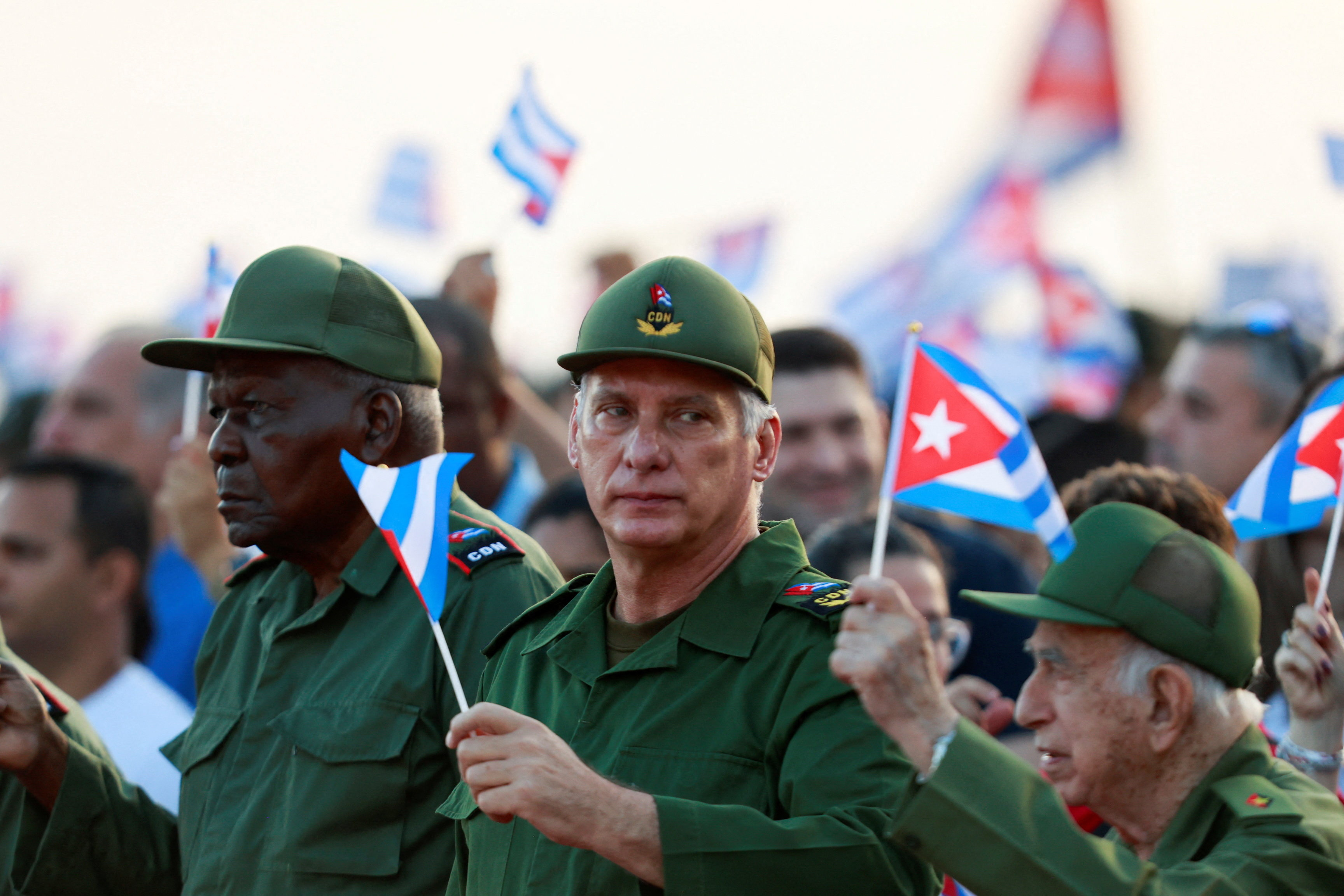 Estados Unidos ampli&oacute; las sanciones contra Cuba y apunt&oacute; a la red que financia a la dictadura  