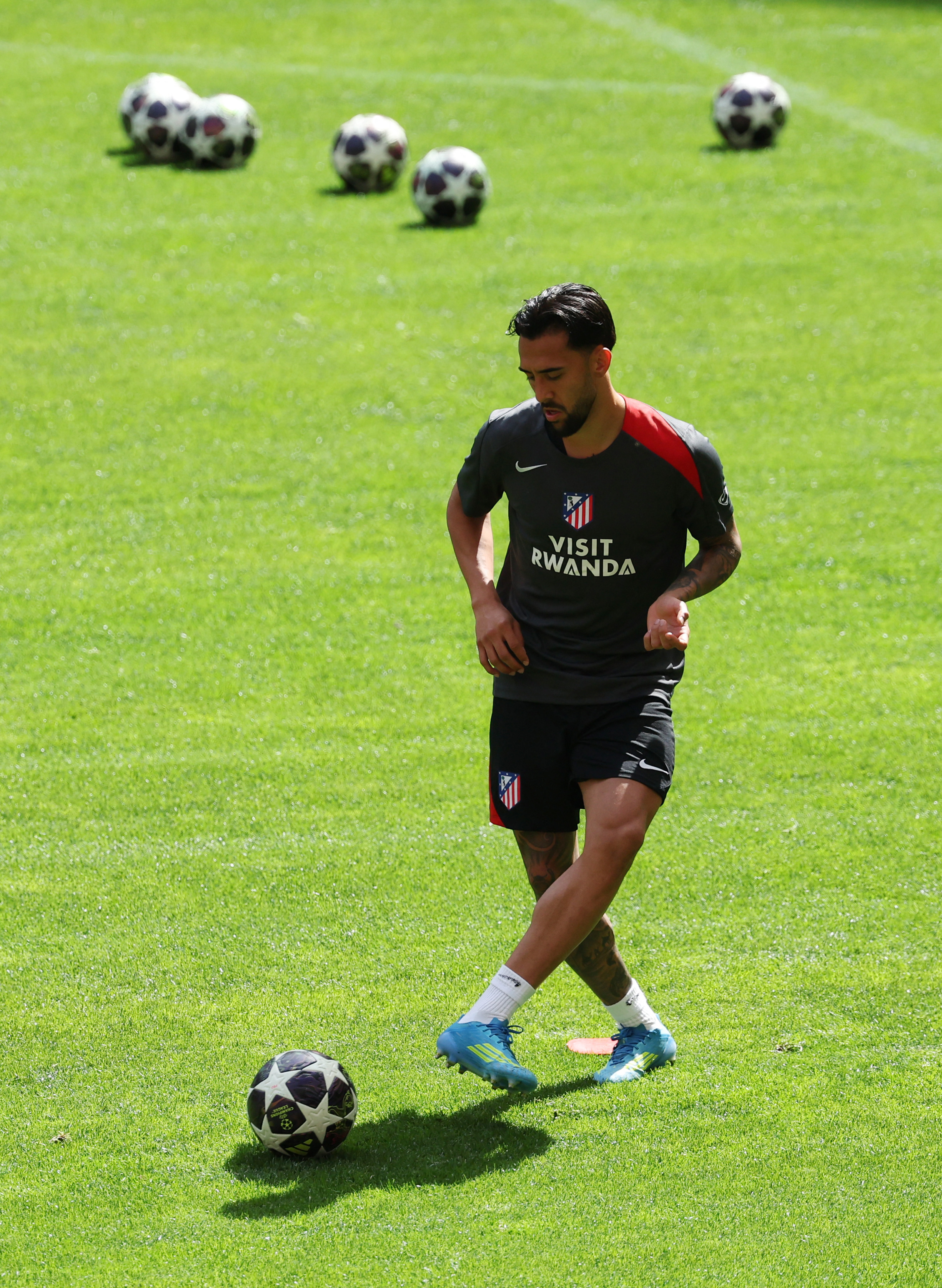 Alarma en la Selecci&oacute;n: Nico Gonz&aacute;lez sufri&oacute; una lesi&oacute;n en la previa de la semifinal entre Atl&eacute;tico de Madrid y Arsenal por la Champions