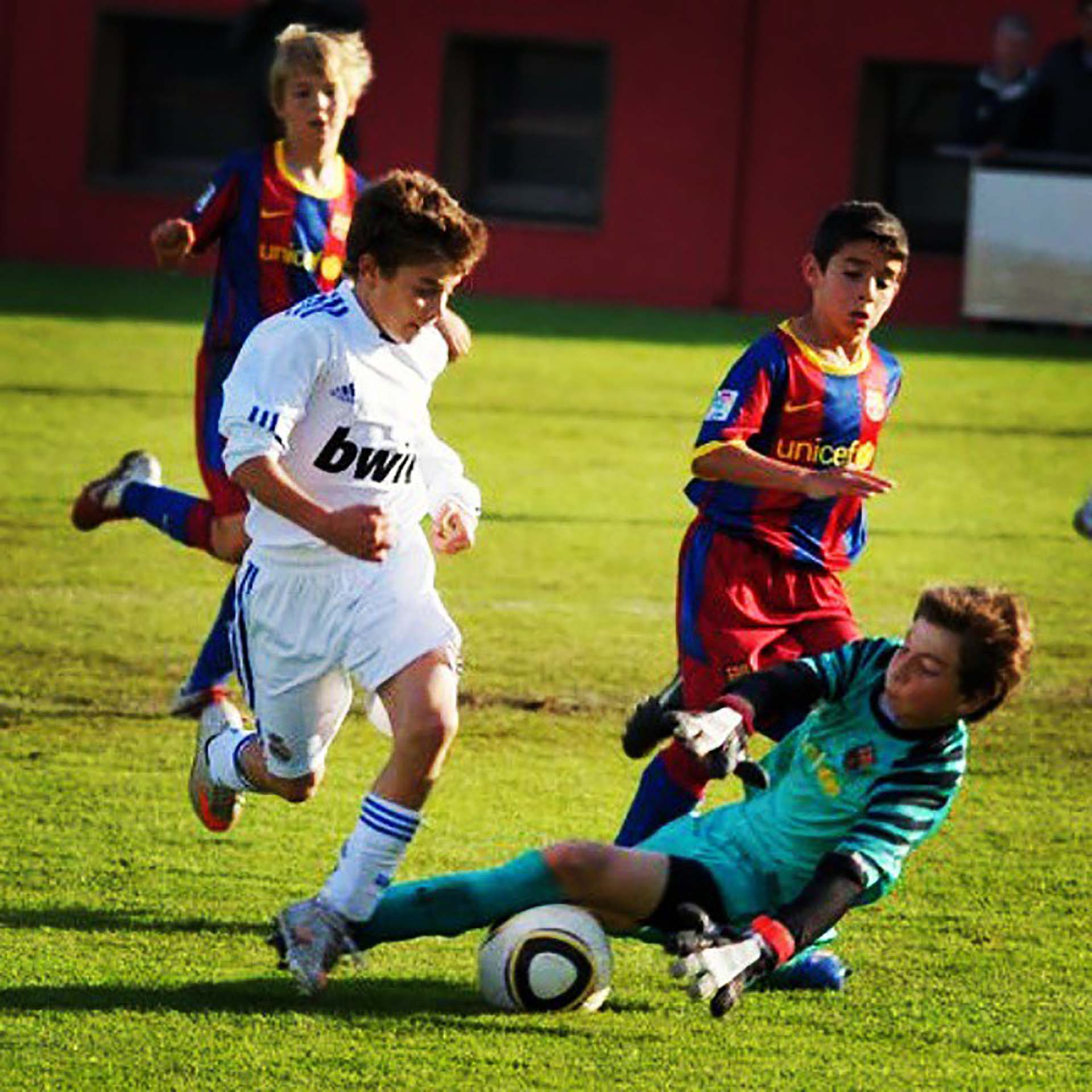 En 2011, con 11 años, se probó en las inferiores del Real Madrid
