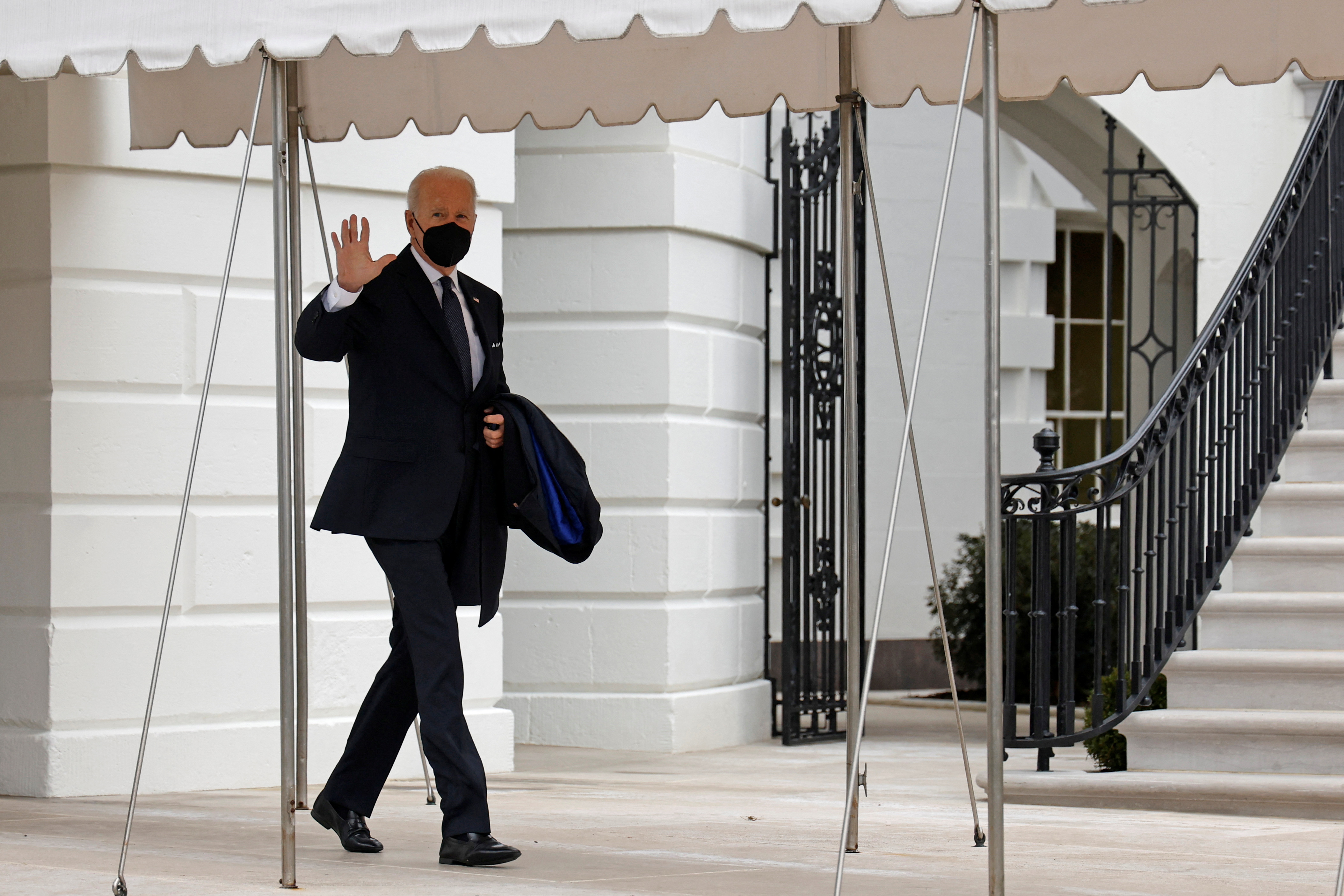 Biden se reunirá en la residencia presidencial de Camp David, a las afueras de Washington, con su equipo de Seguridad Nacional